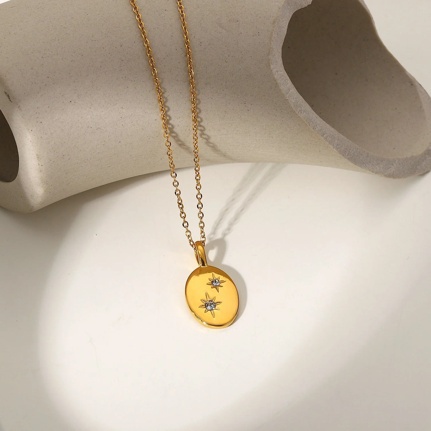 Stella Nova Gold Pendant Necklace