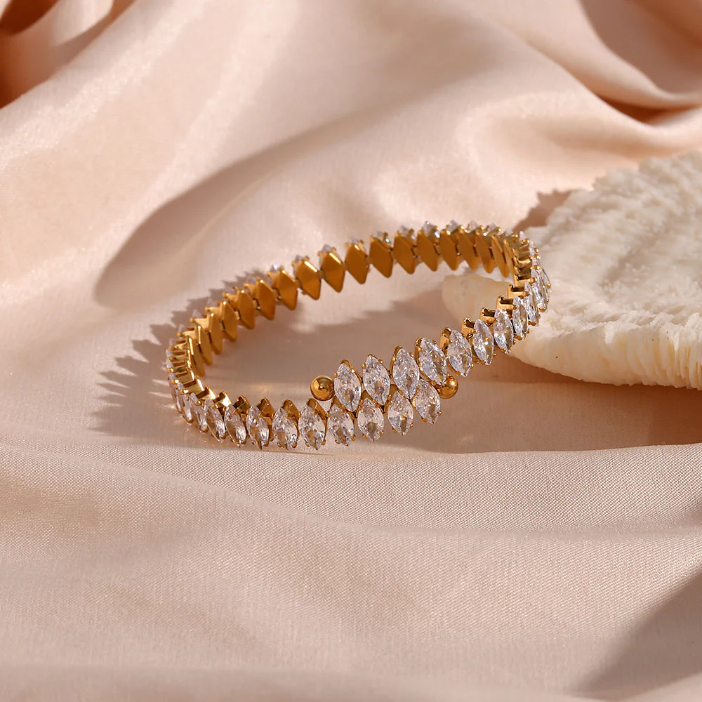 Viviana Luxe Gold Bracelet