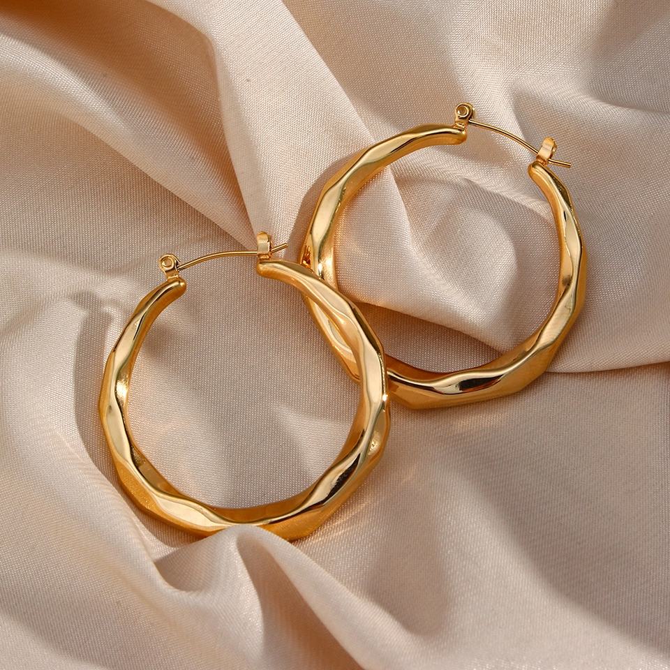 Astra Wave - Sculpted Gold Hoop Earrings