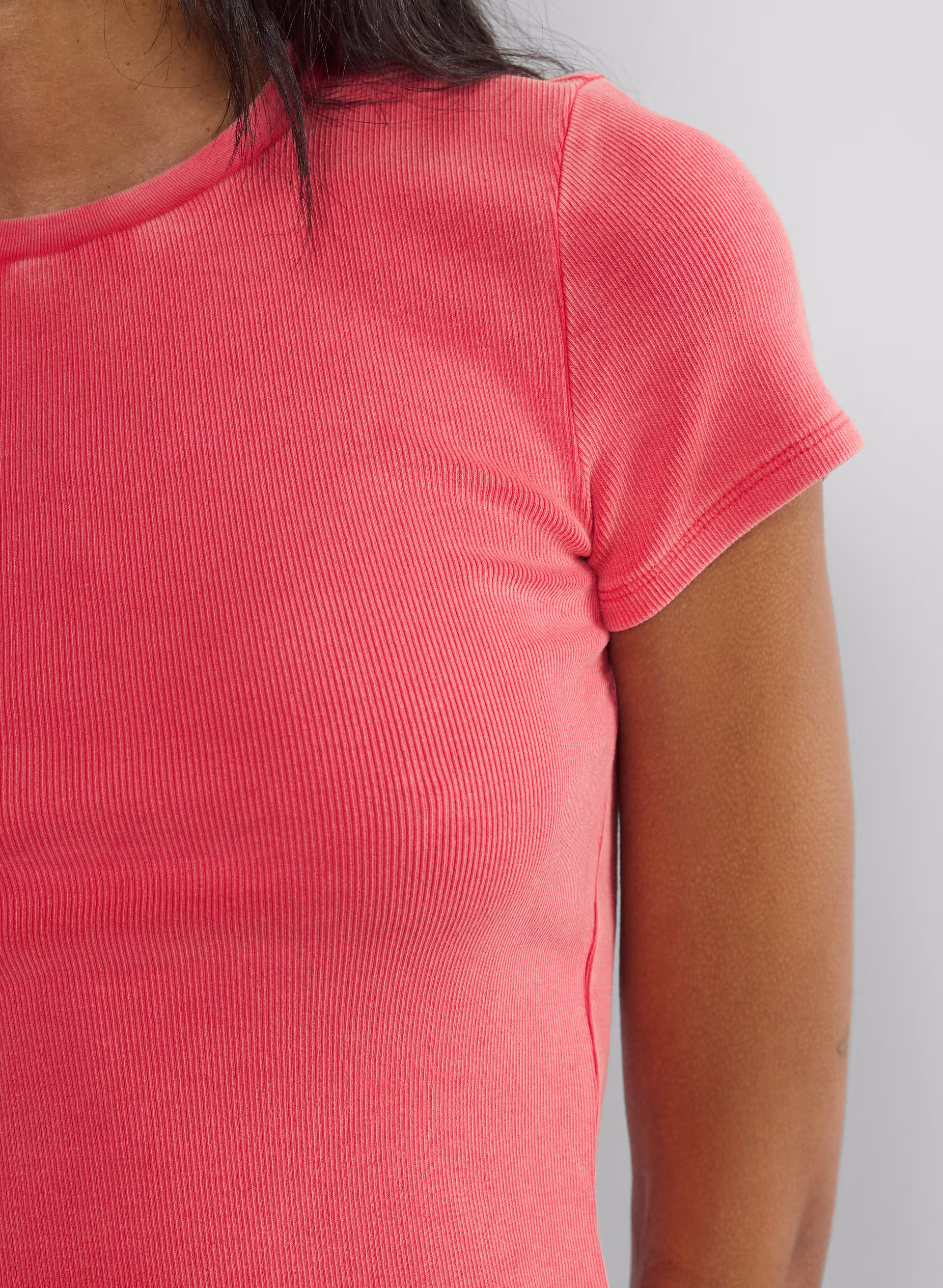 HomeStretch™ Rib Crew Waist T-Shirt