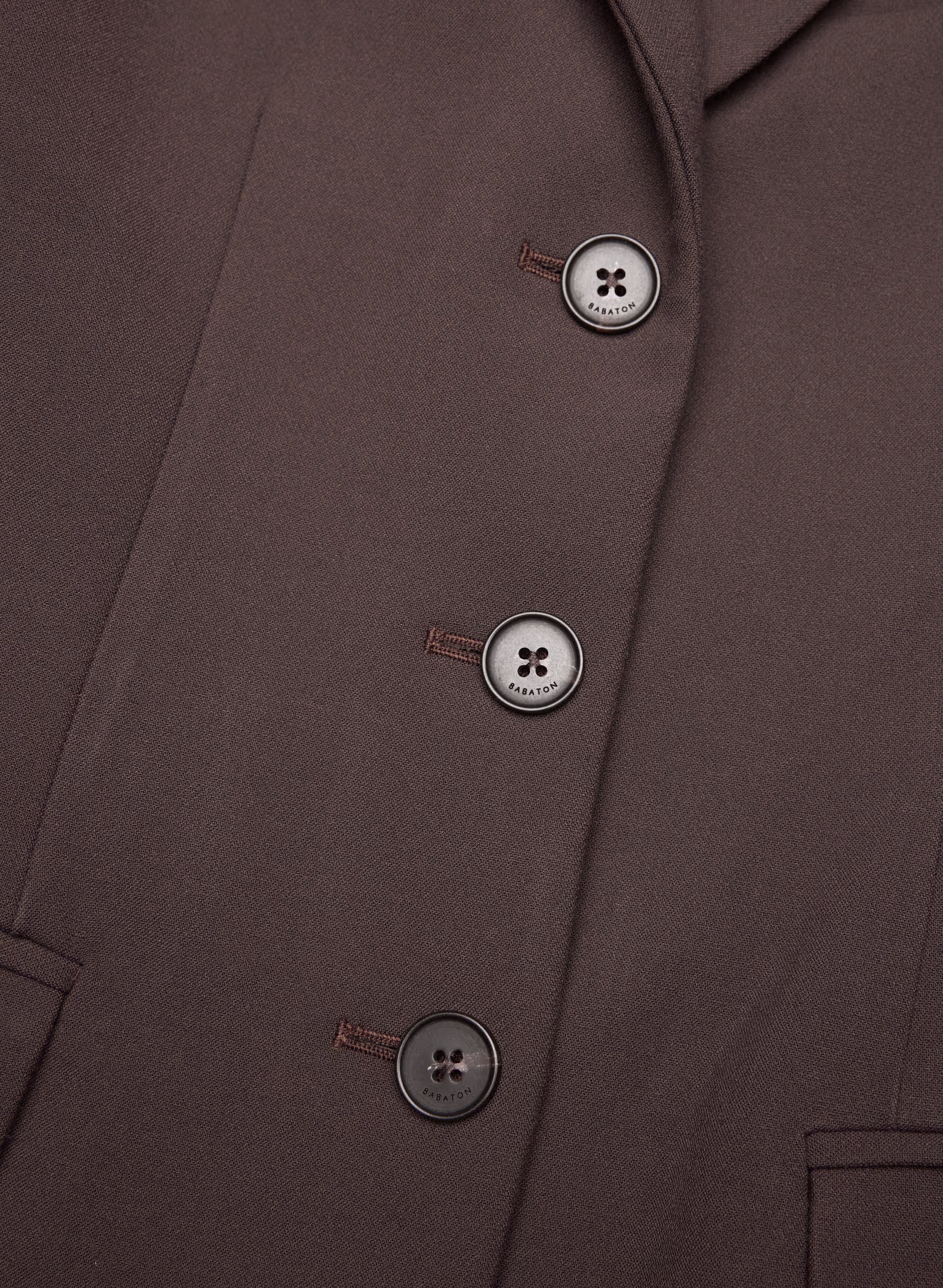 Standout Blazer - (Re)ssential