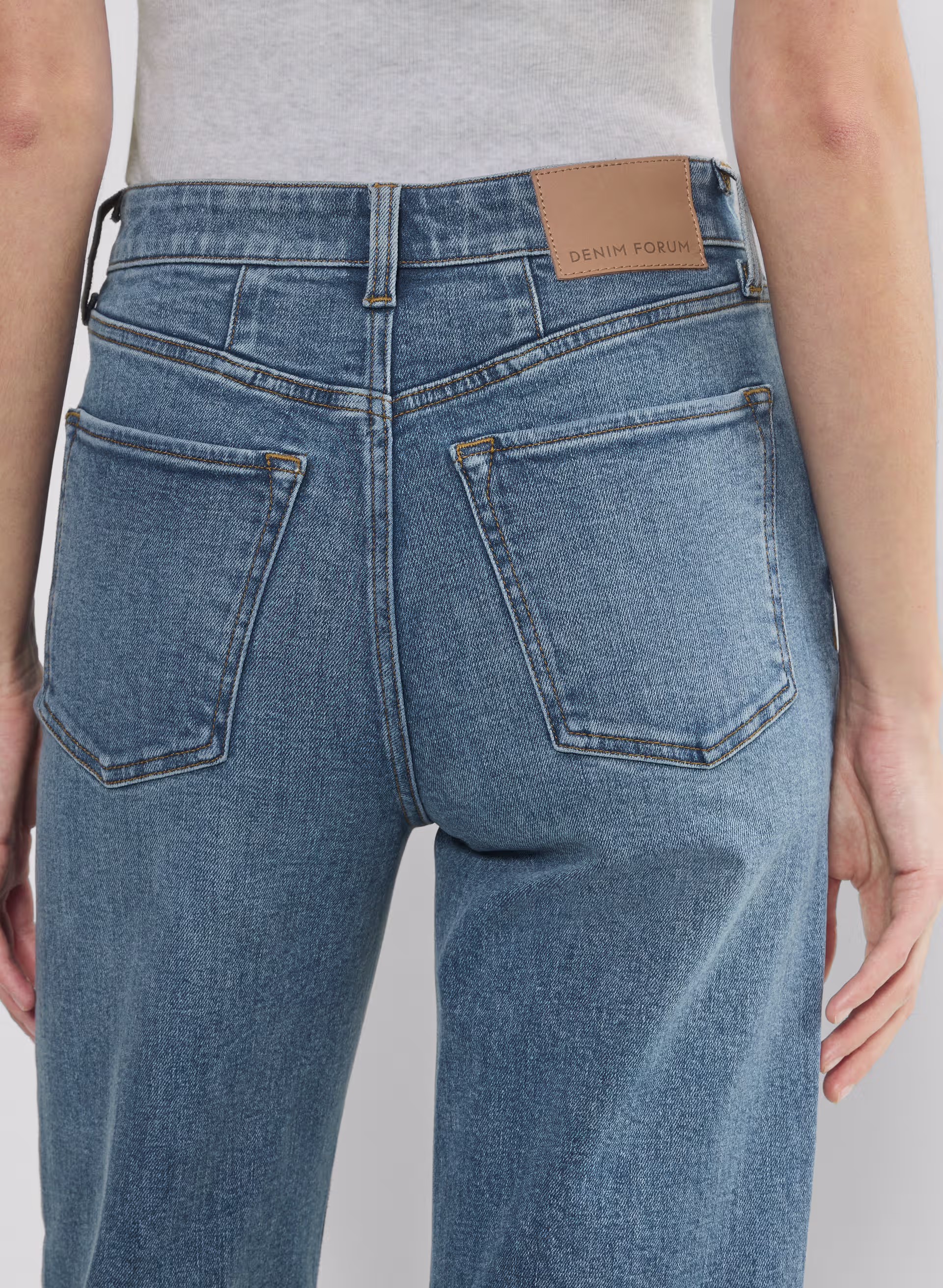 The ‘90s Snatched Hi-rise Wide Jean