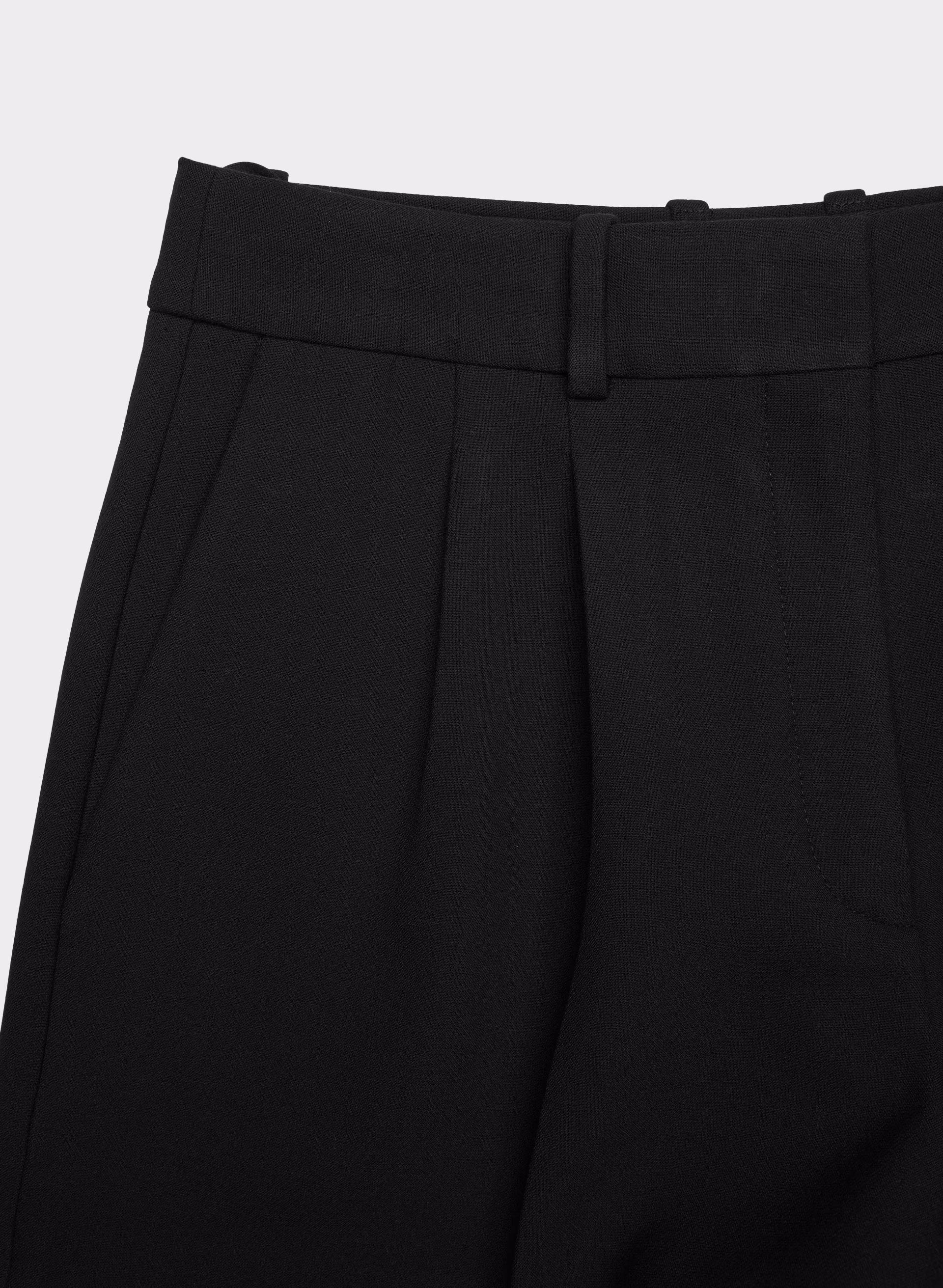 Pleated Mini Short - (Re)ssential