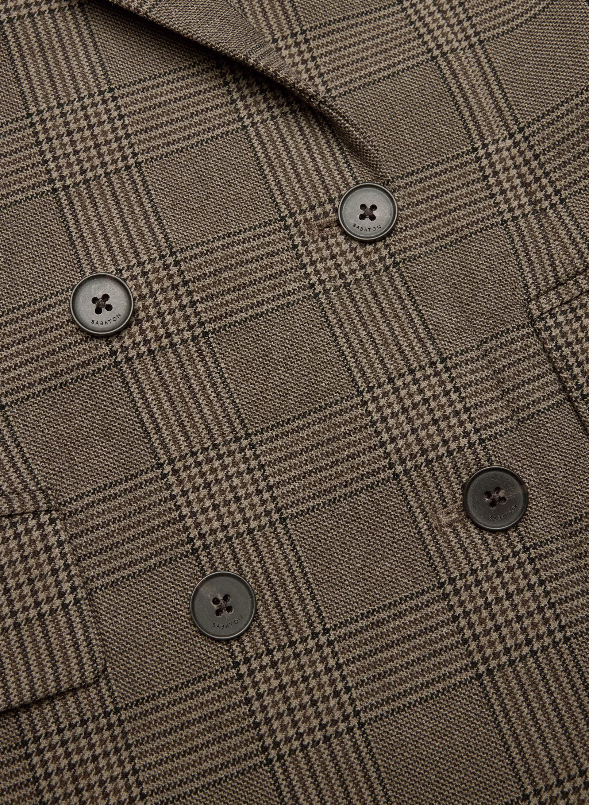 Standout Double-Breasted Blazer - (Re)ssential