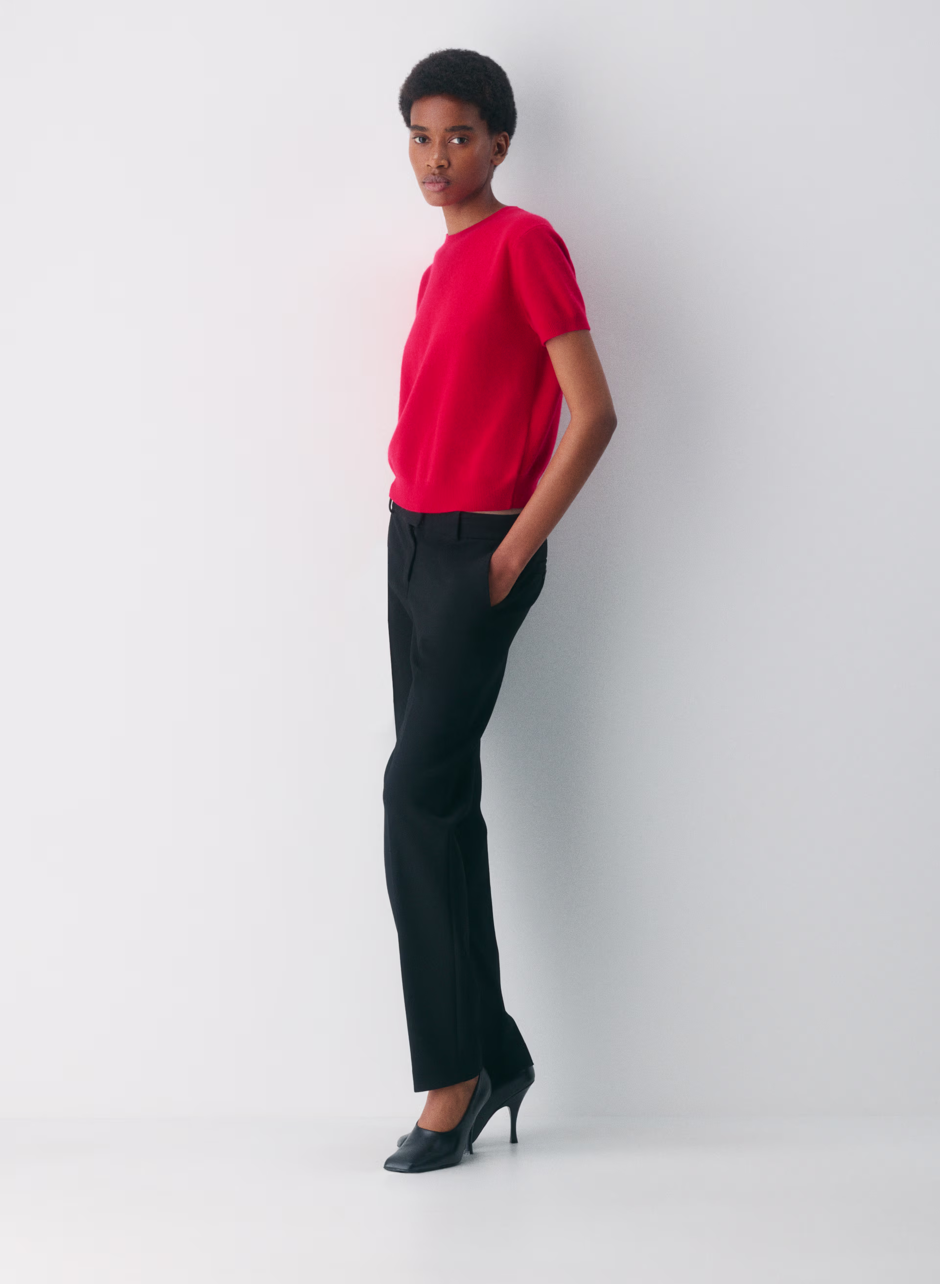 Bare Cashmere Shortsleeve Crew Sweater