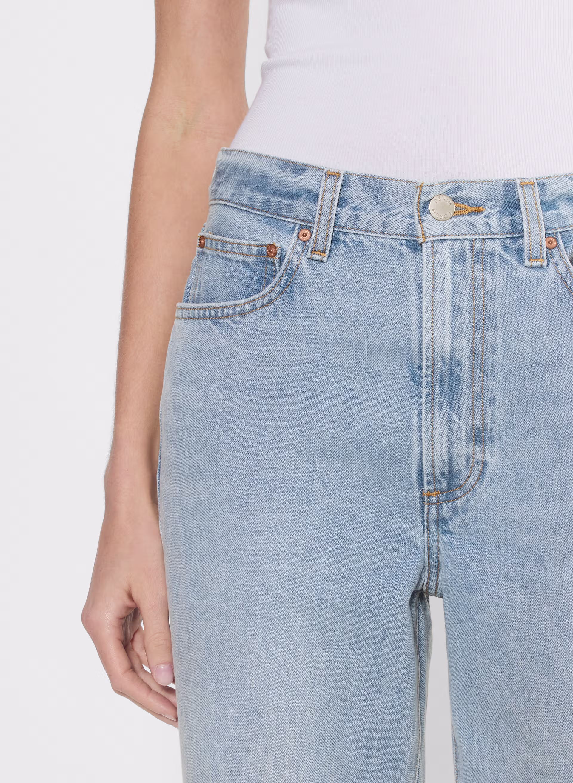 The Farrah Hi-rise Wide Jean