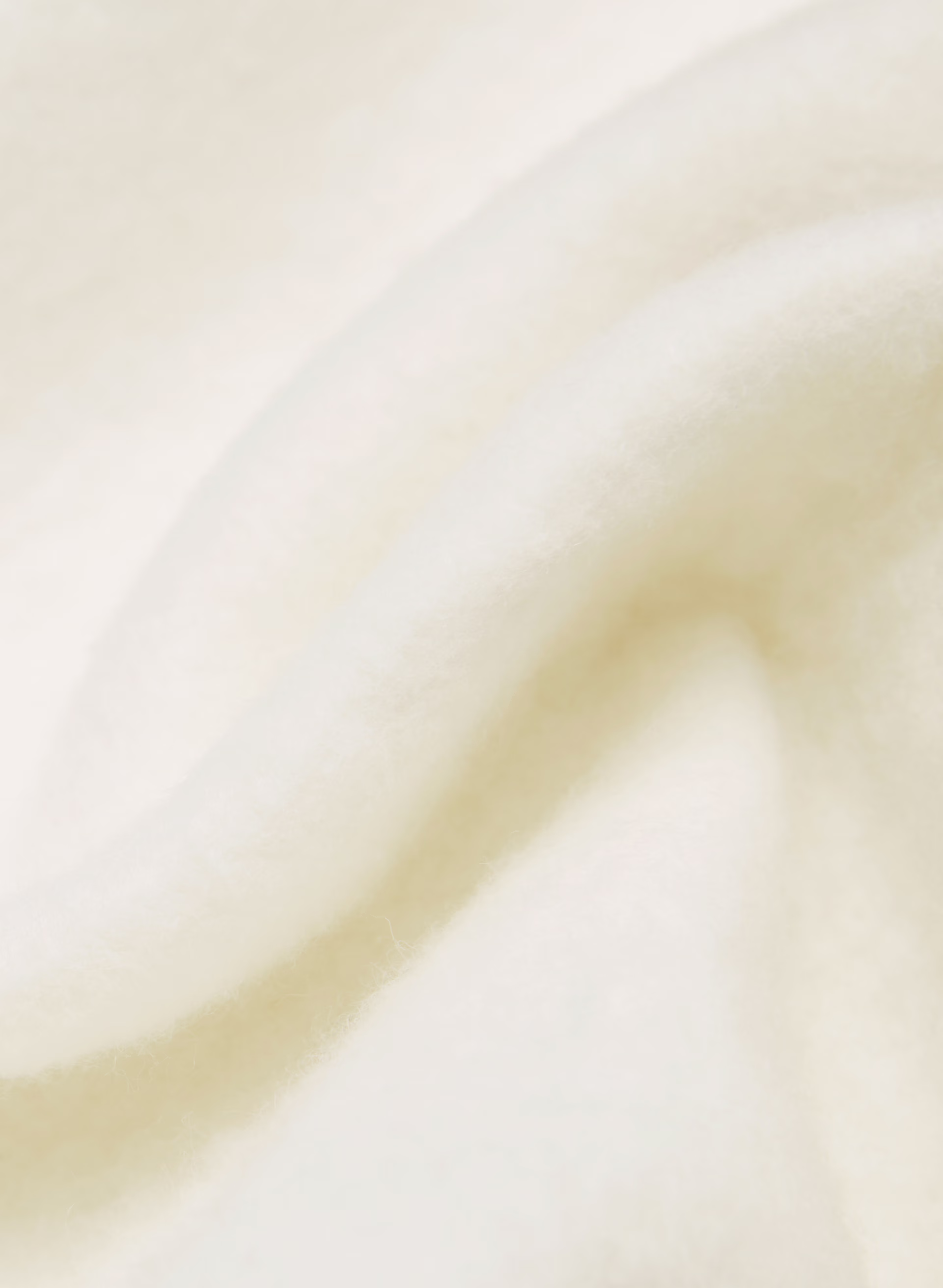 Cozy Sweatfleece Mega Cargo™ Mid-thigh Short