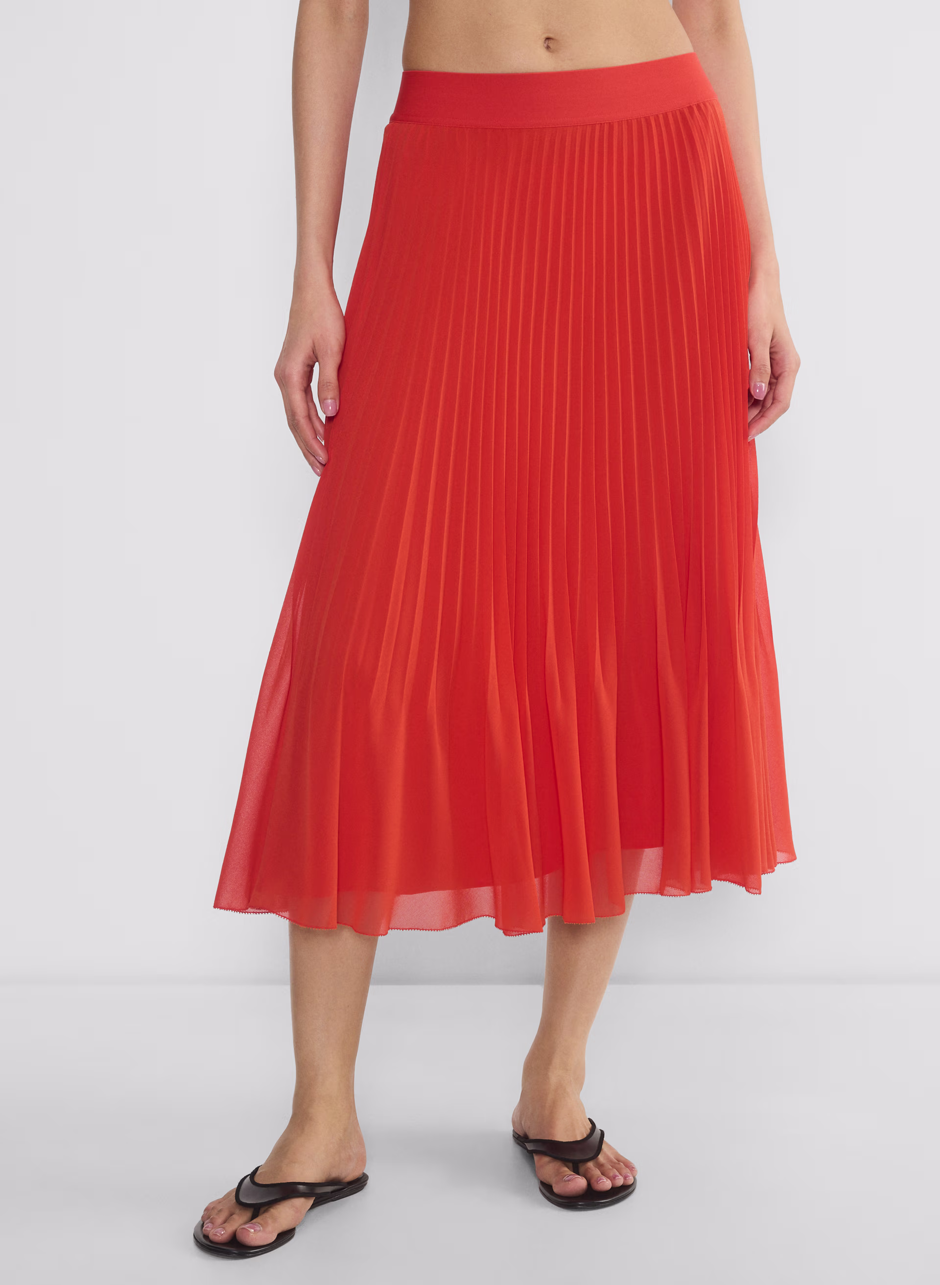 Twirl Pleated Skirt