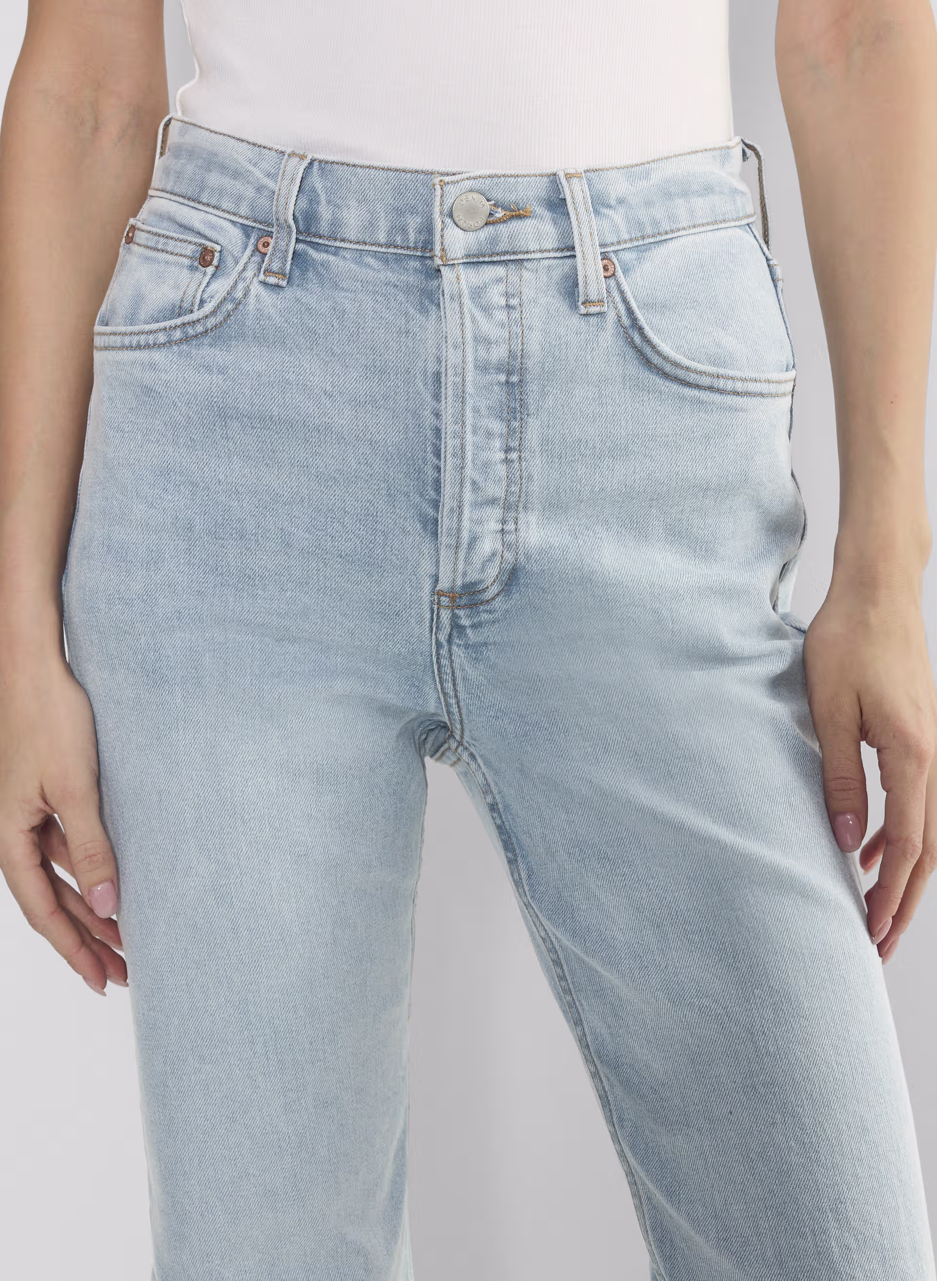 Denim Forum The Arlo Hi-rise Straight Jean