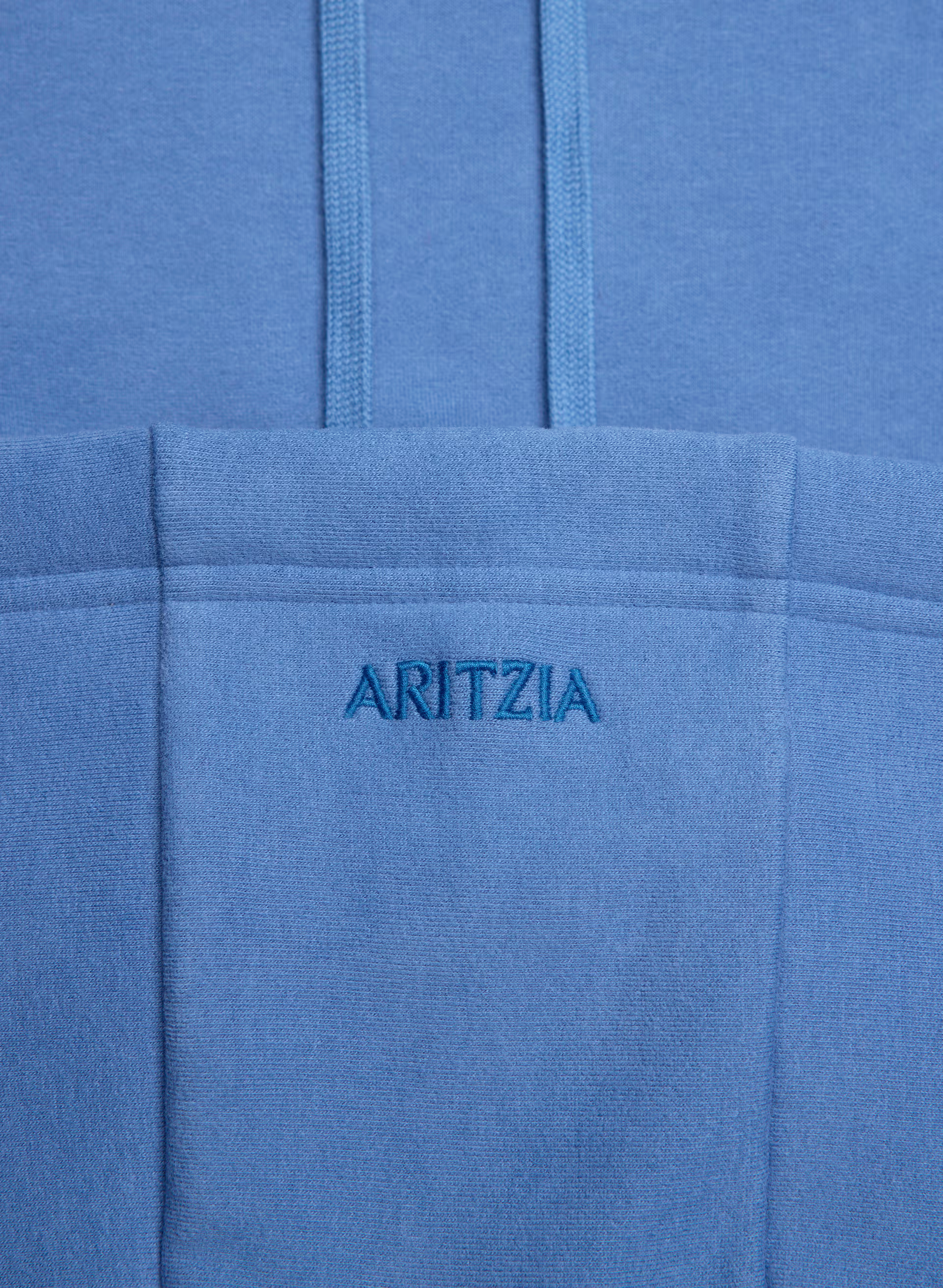 Cozy Sweatfleece Snug Raglan Hoodie