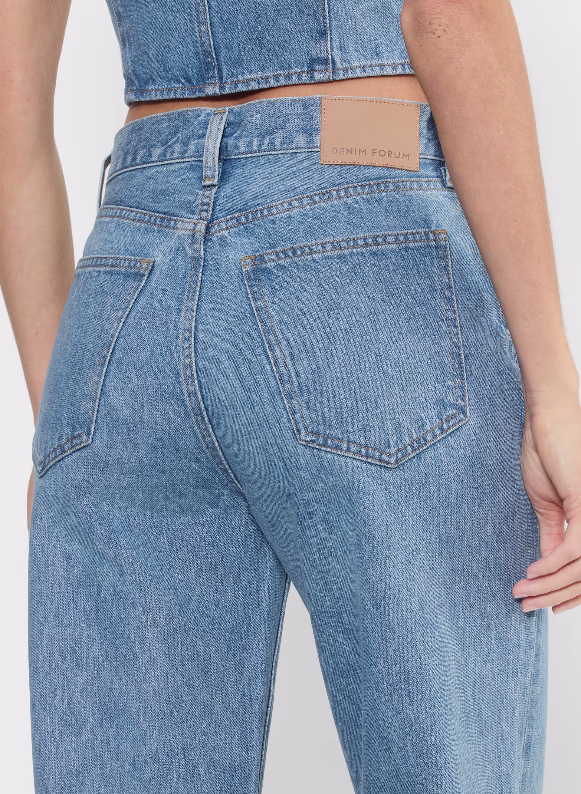 The Farrah Hi-rise Wide Jean