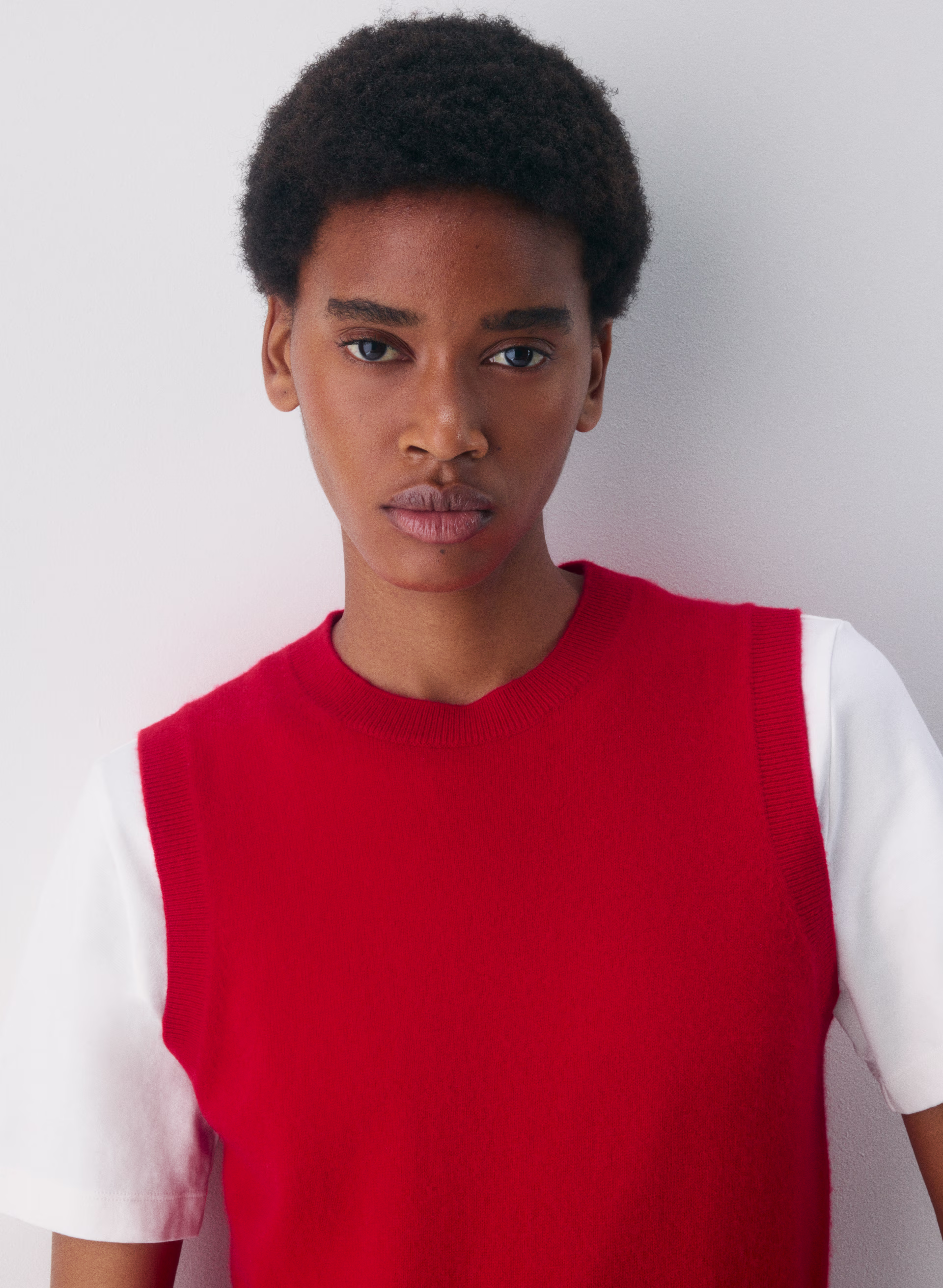 Bare Cashmere Crew Sweater Vest