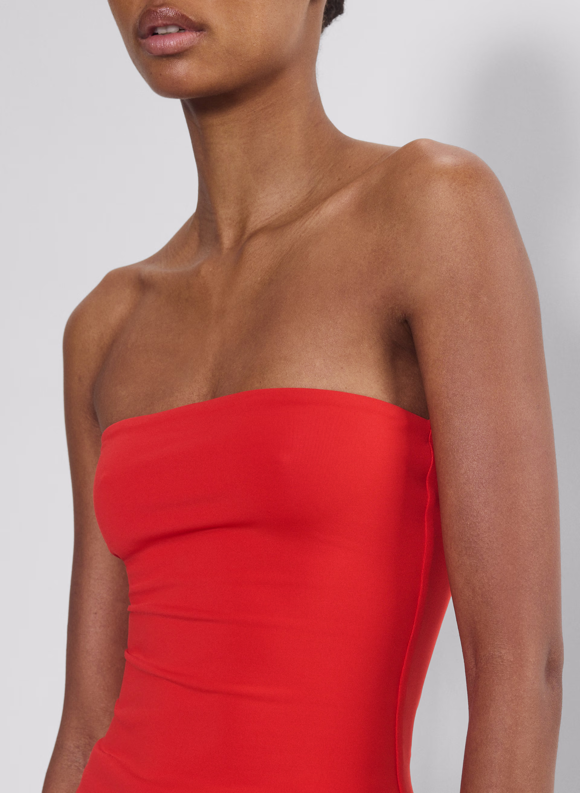 Original Contour Hip Tube Top