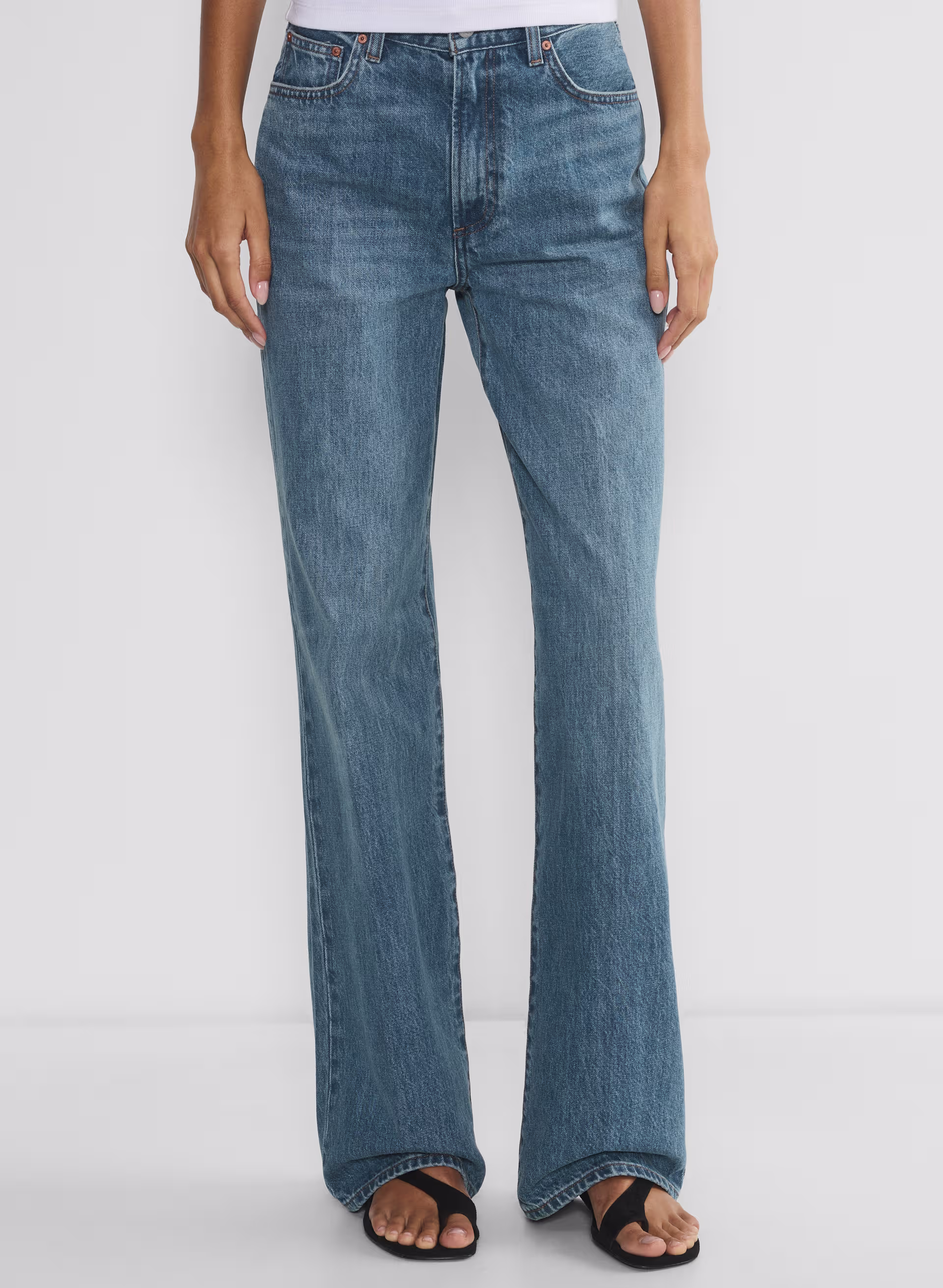 The Farrah Hi-rise Wide Jean