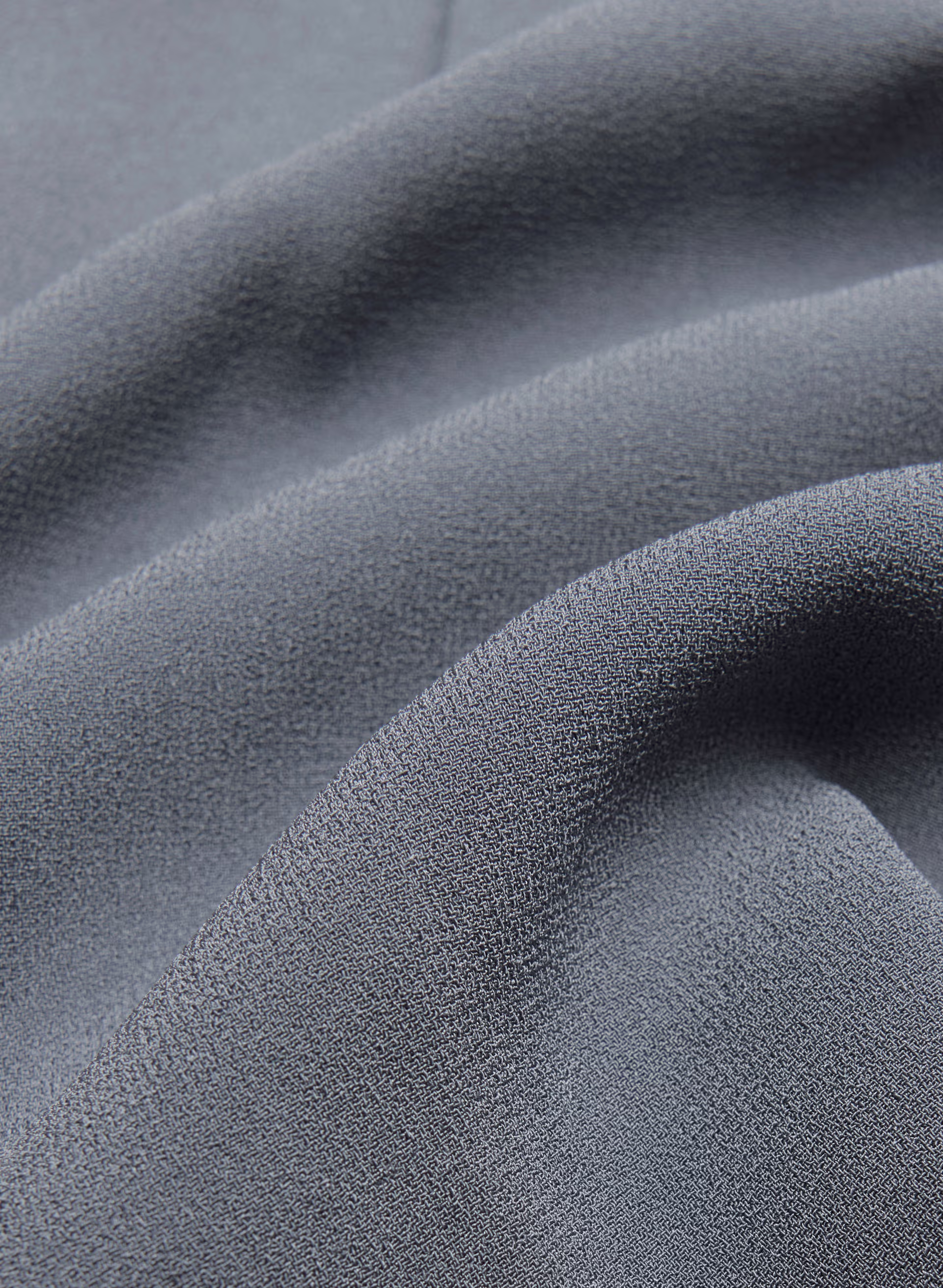 Pleated Mid-thigh Short