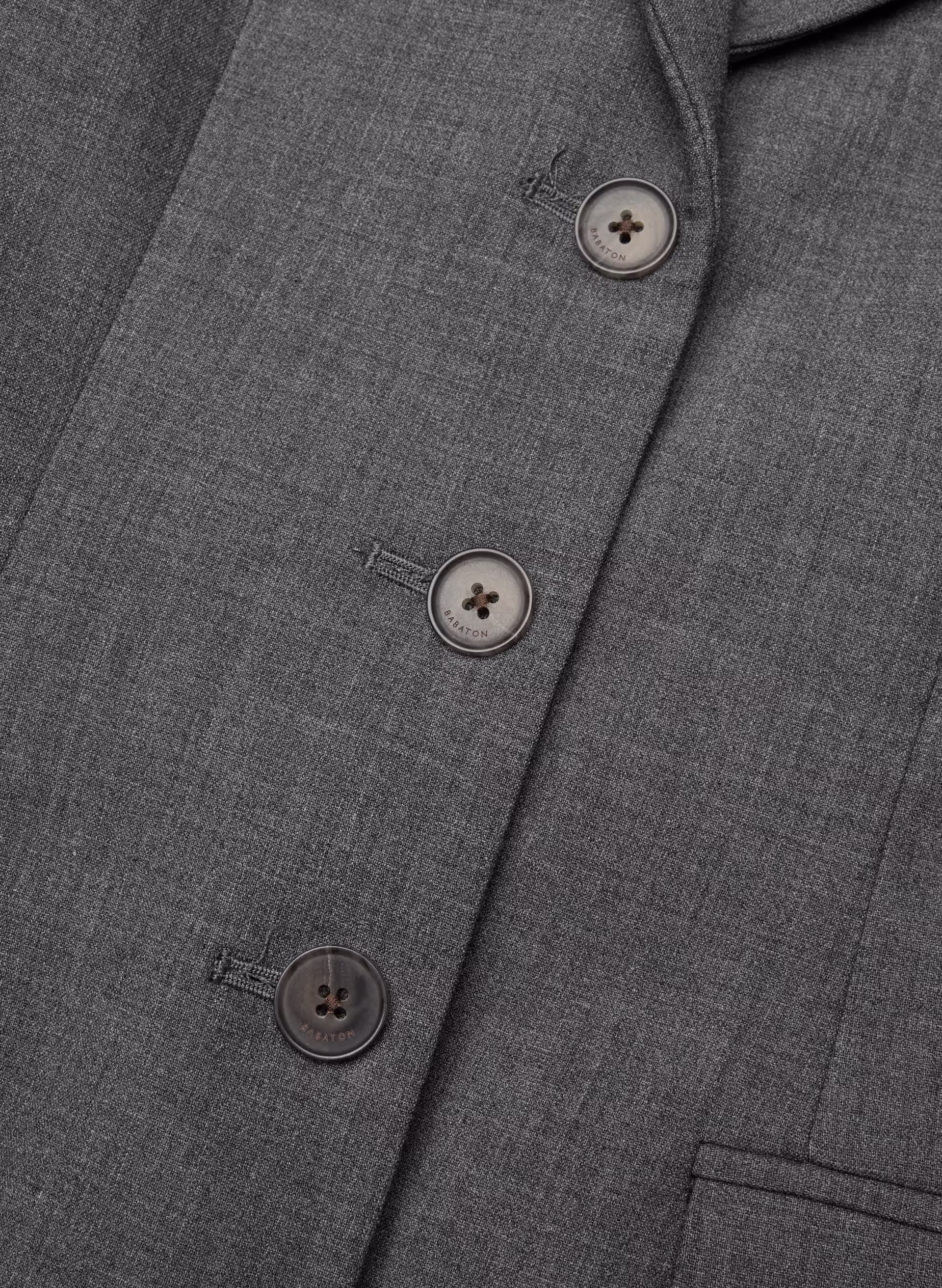 Standout Blazer - (Re)ssential