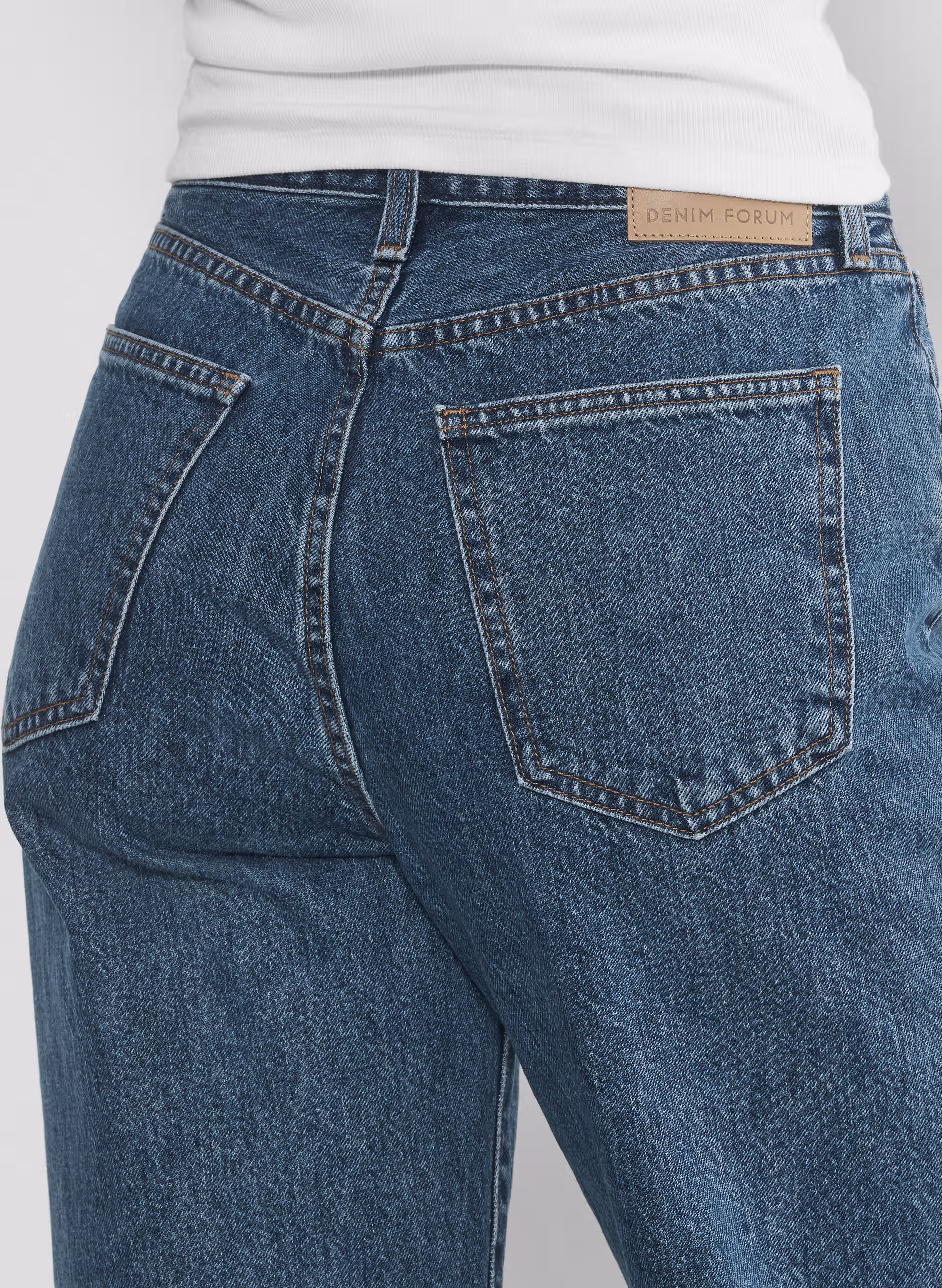 The Farrah Hi-rise Wide Jean