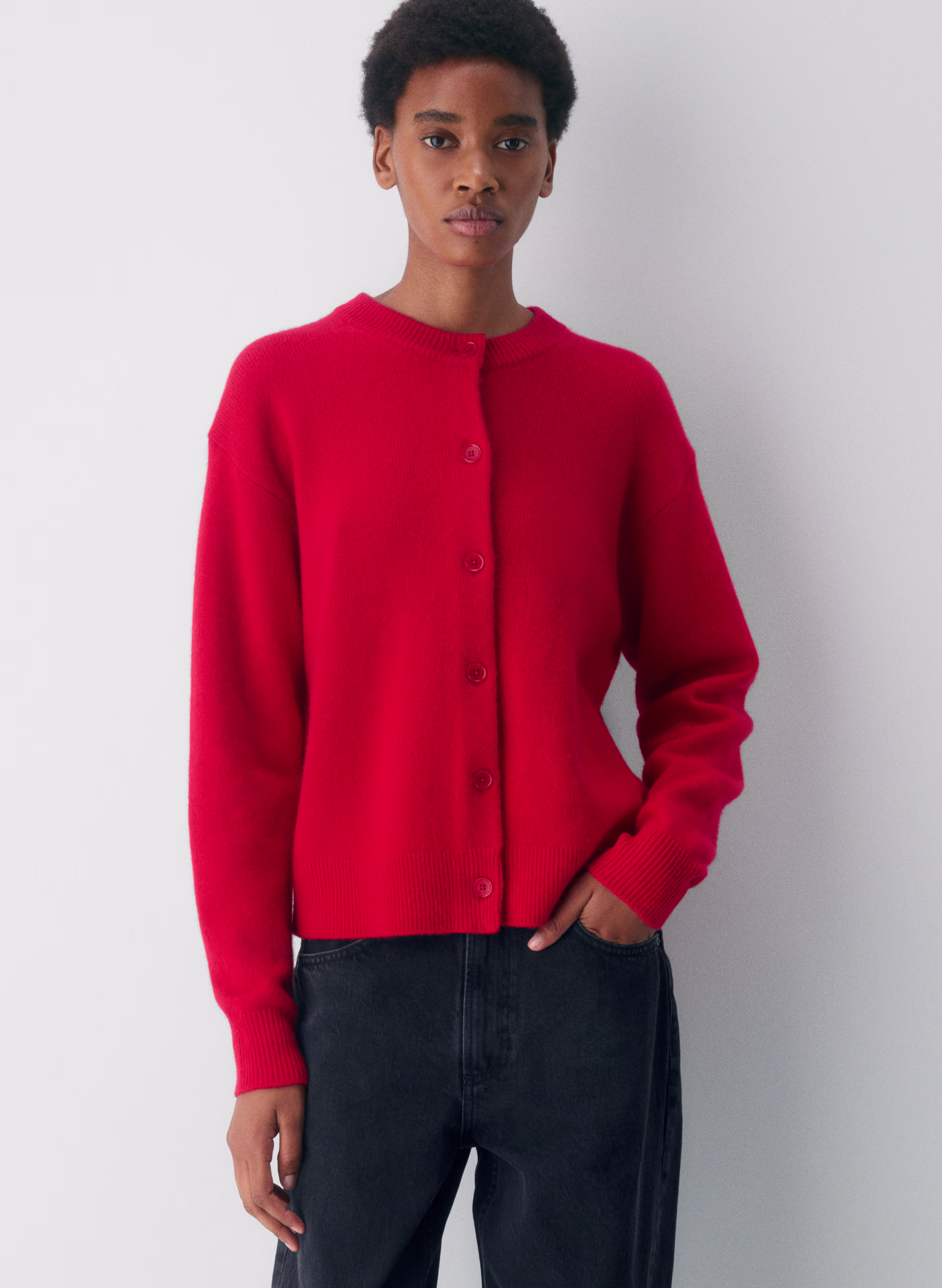 Essential Cashmere Relaxed Crew Cardigan