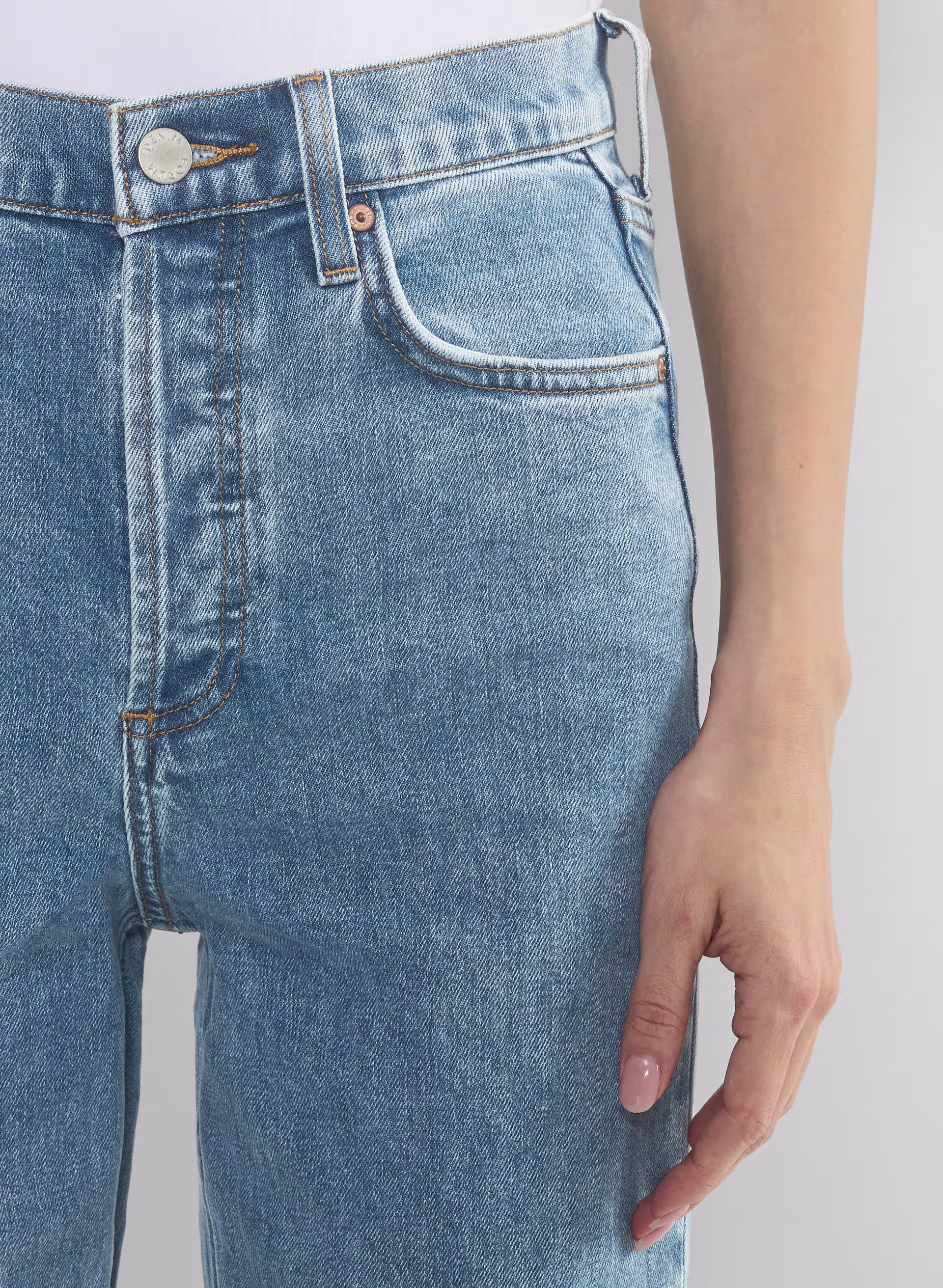 Denim Forum The Arlo Hi-rise Straight Jean