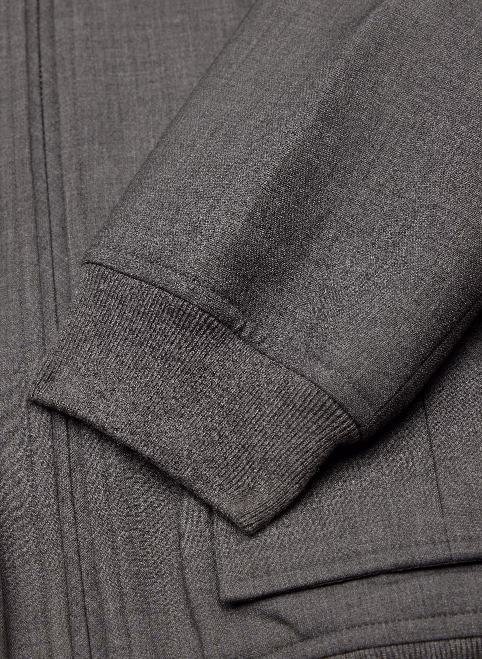 Succession Bomber - (Re)ssential