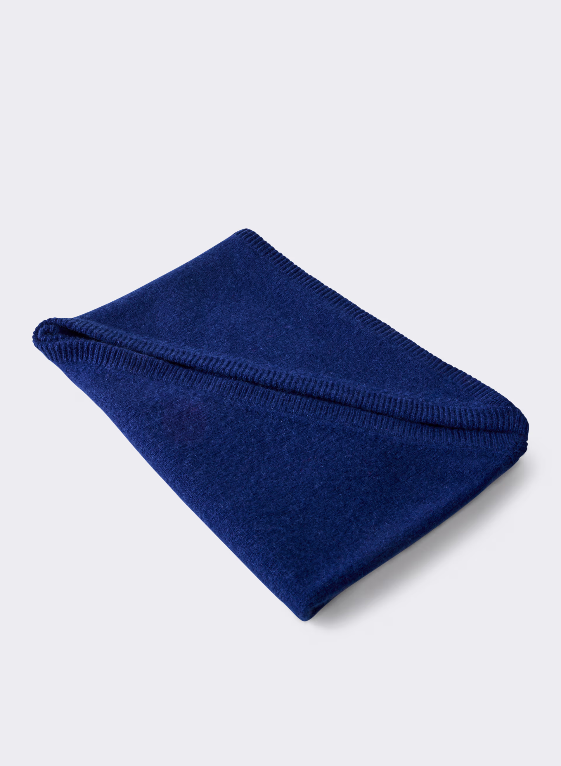 Cashmere Medium Triangle Scarf