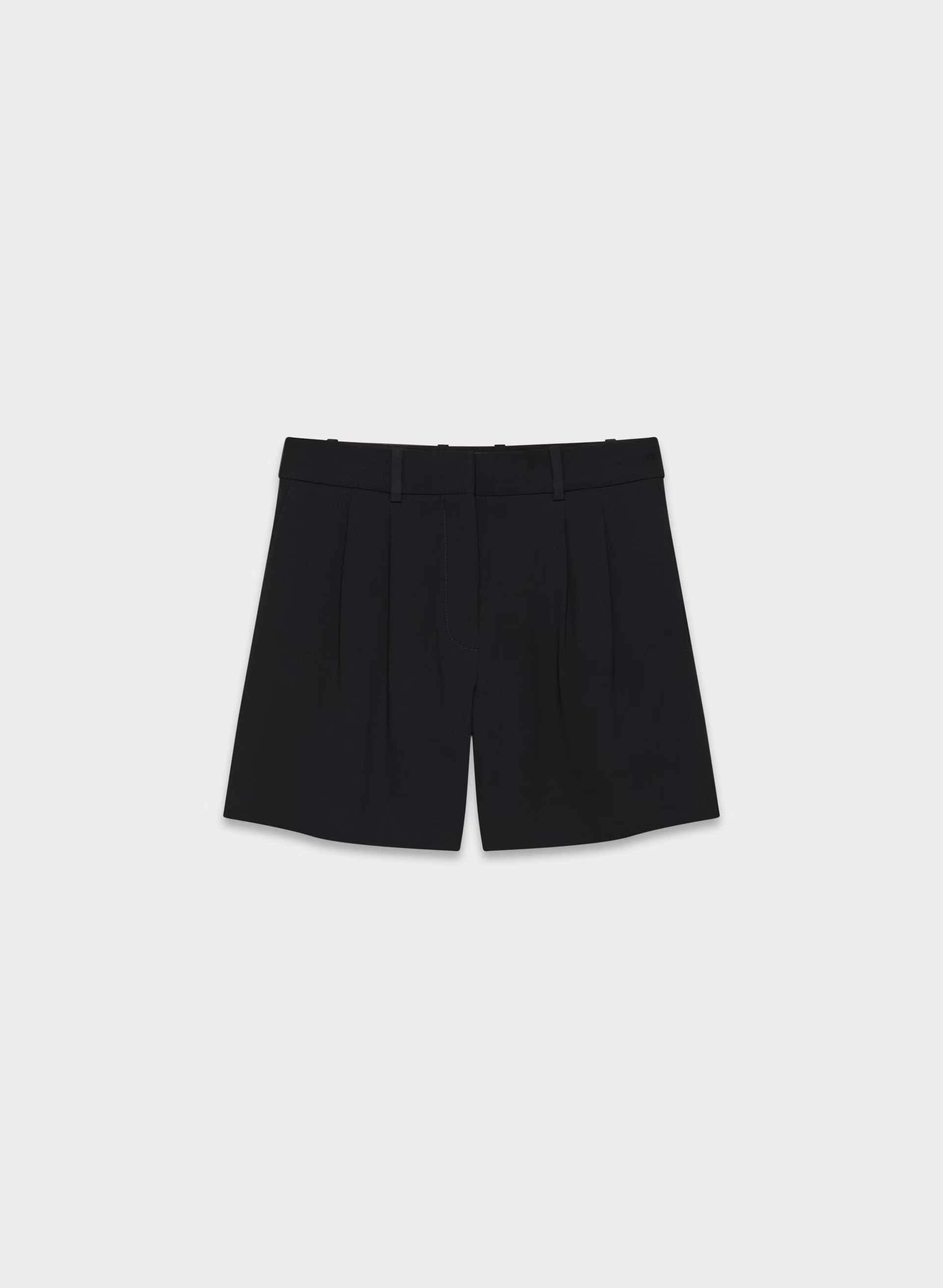 Pleated Mid-thigh Short