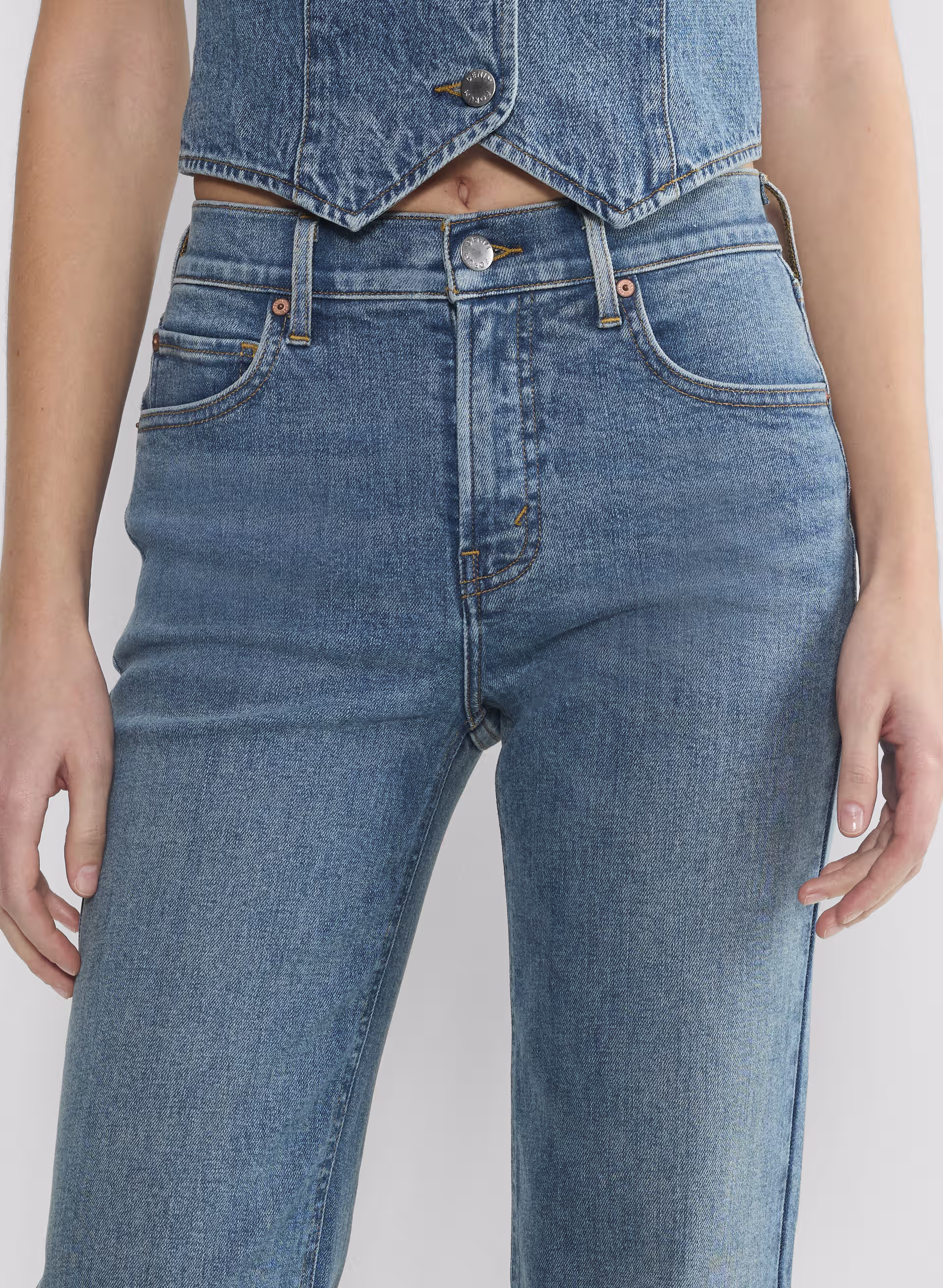 Denim Forum The ‘90s Snatched Mid-rise Straight Jean