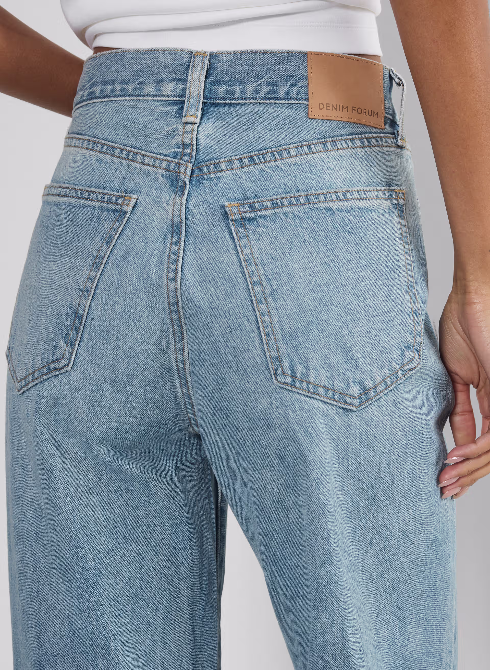 The Farrah Hi-rise Wide Jean
