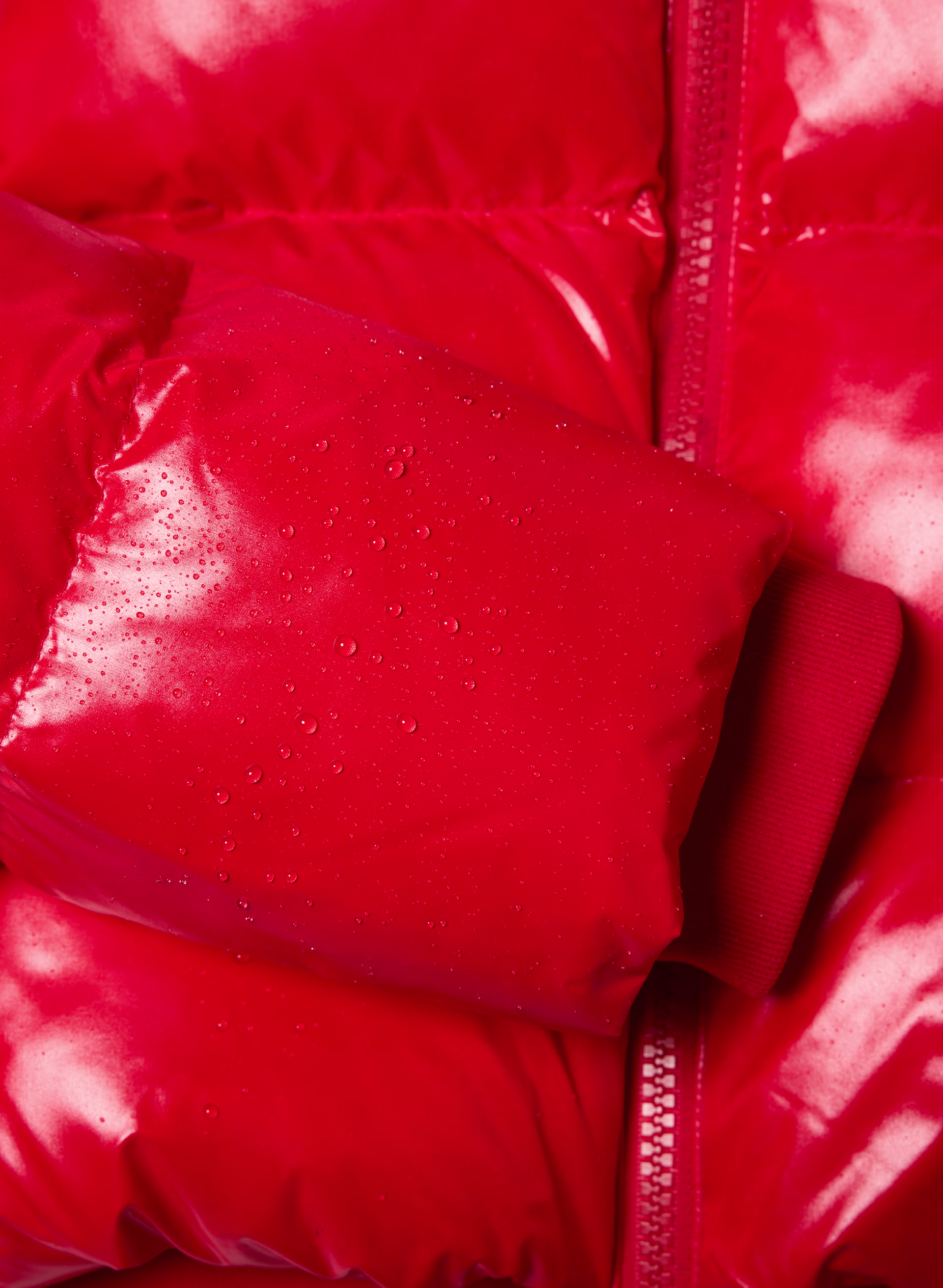 The Super Resort Puff™ - Hi-Gloss