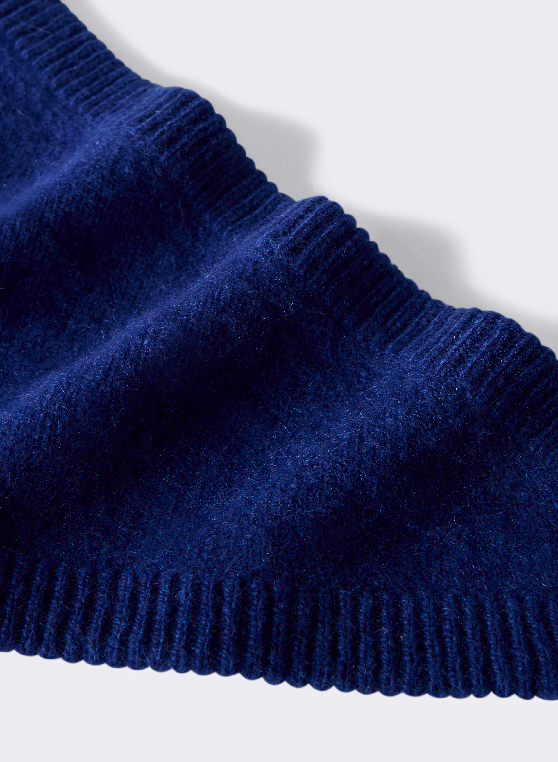 Cashmere Medium Triangle Scarf