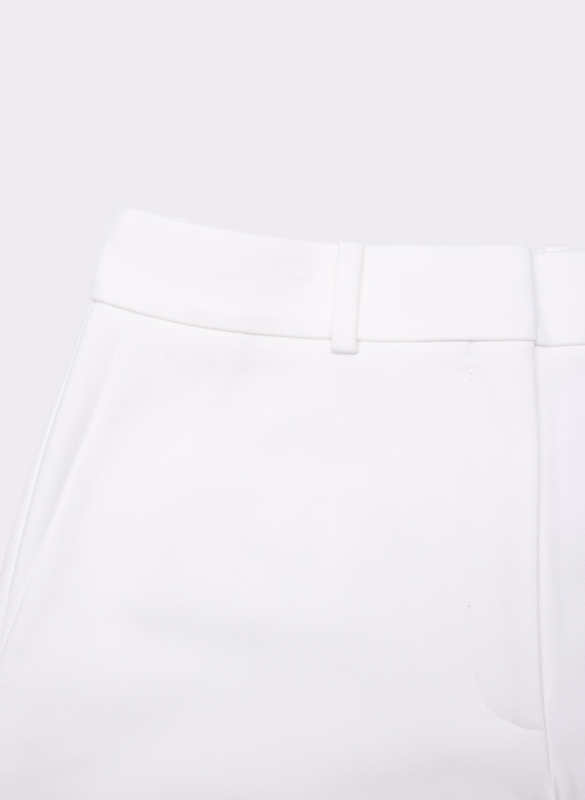 Agency Mini Short - (Re)ssential