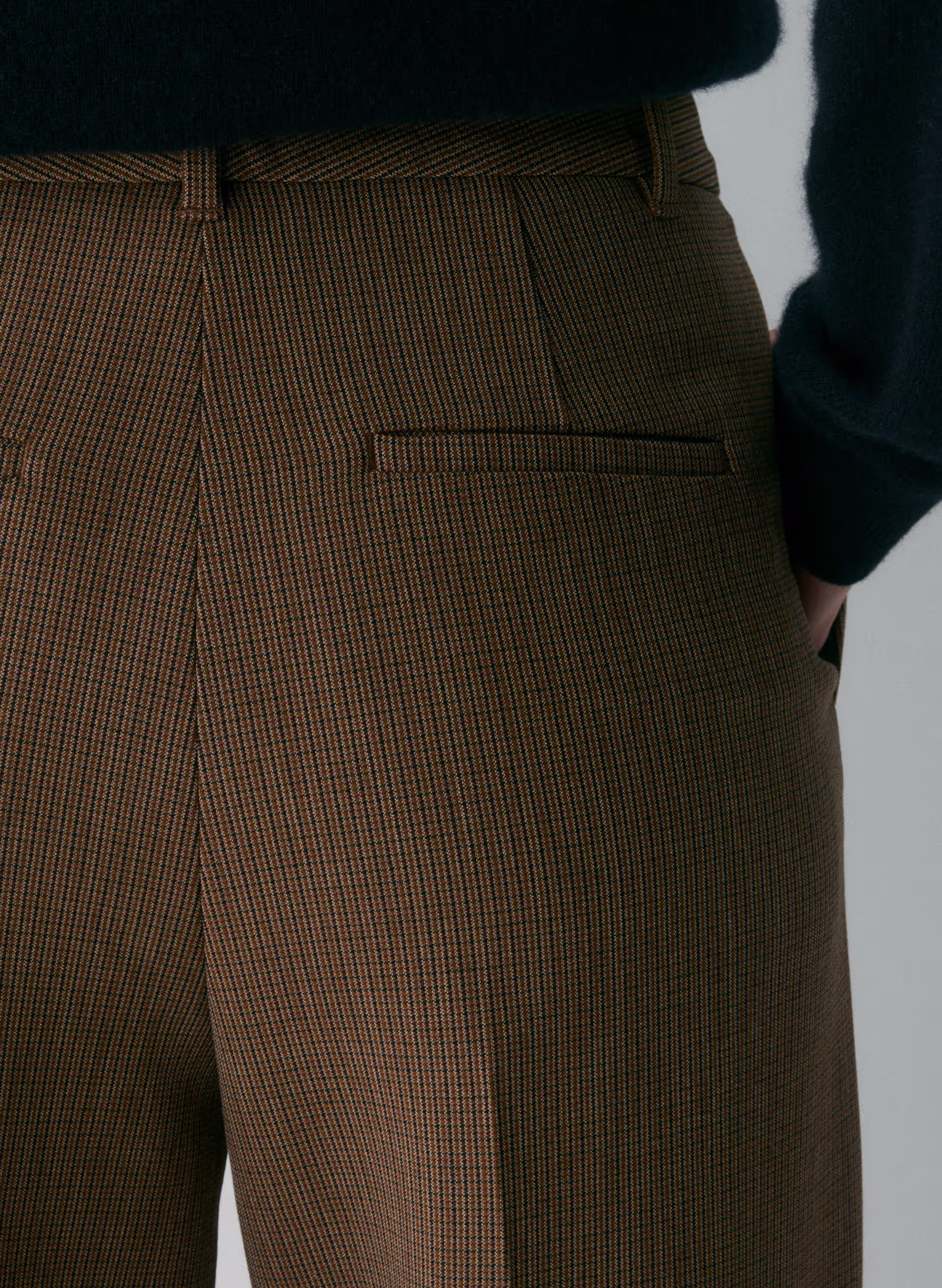 The Effortless Pant™ - (Re)ssential