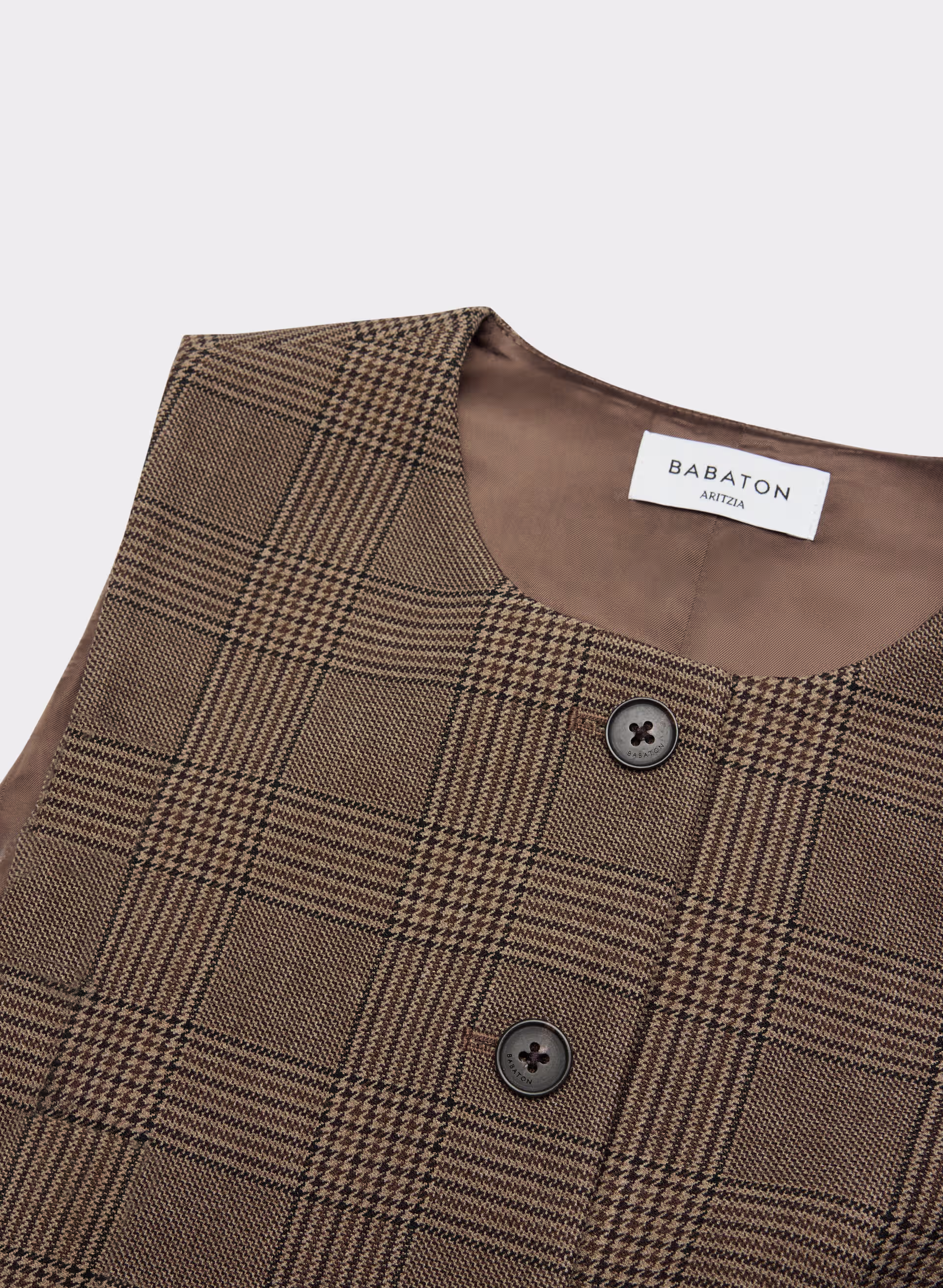 Wallace Vest - (Re)ssential