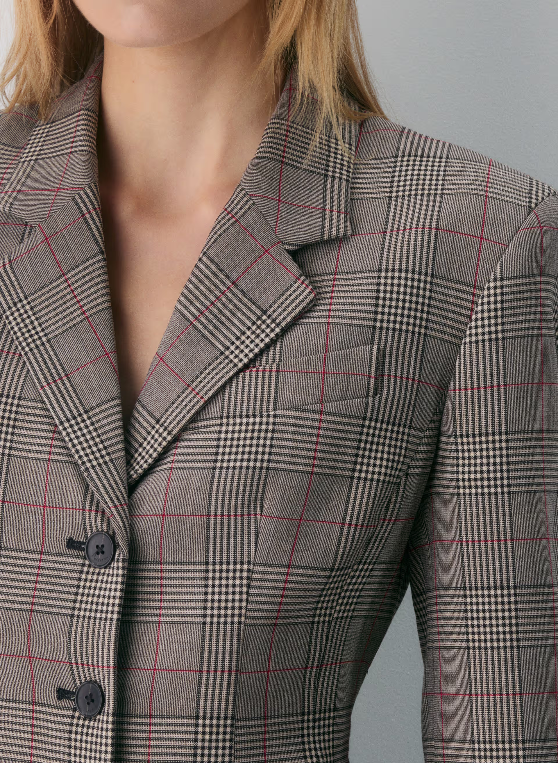 Standout Blazer - (Re)ssential