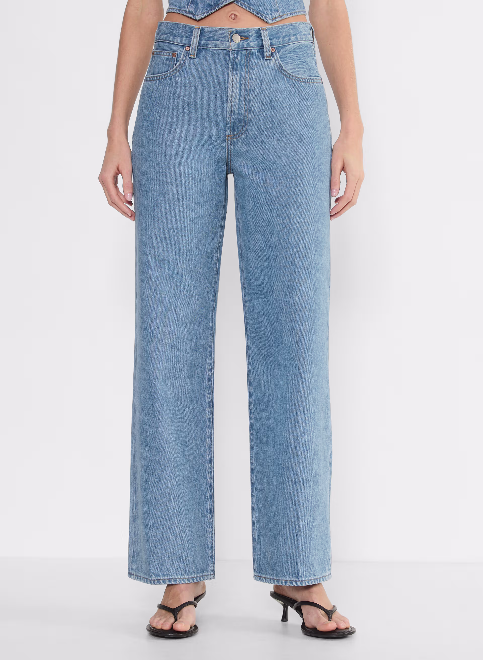 The Farrah Hi-rise Wide Jean