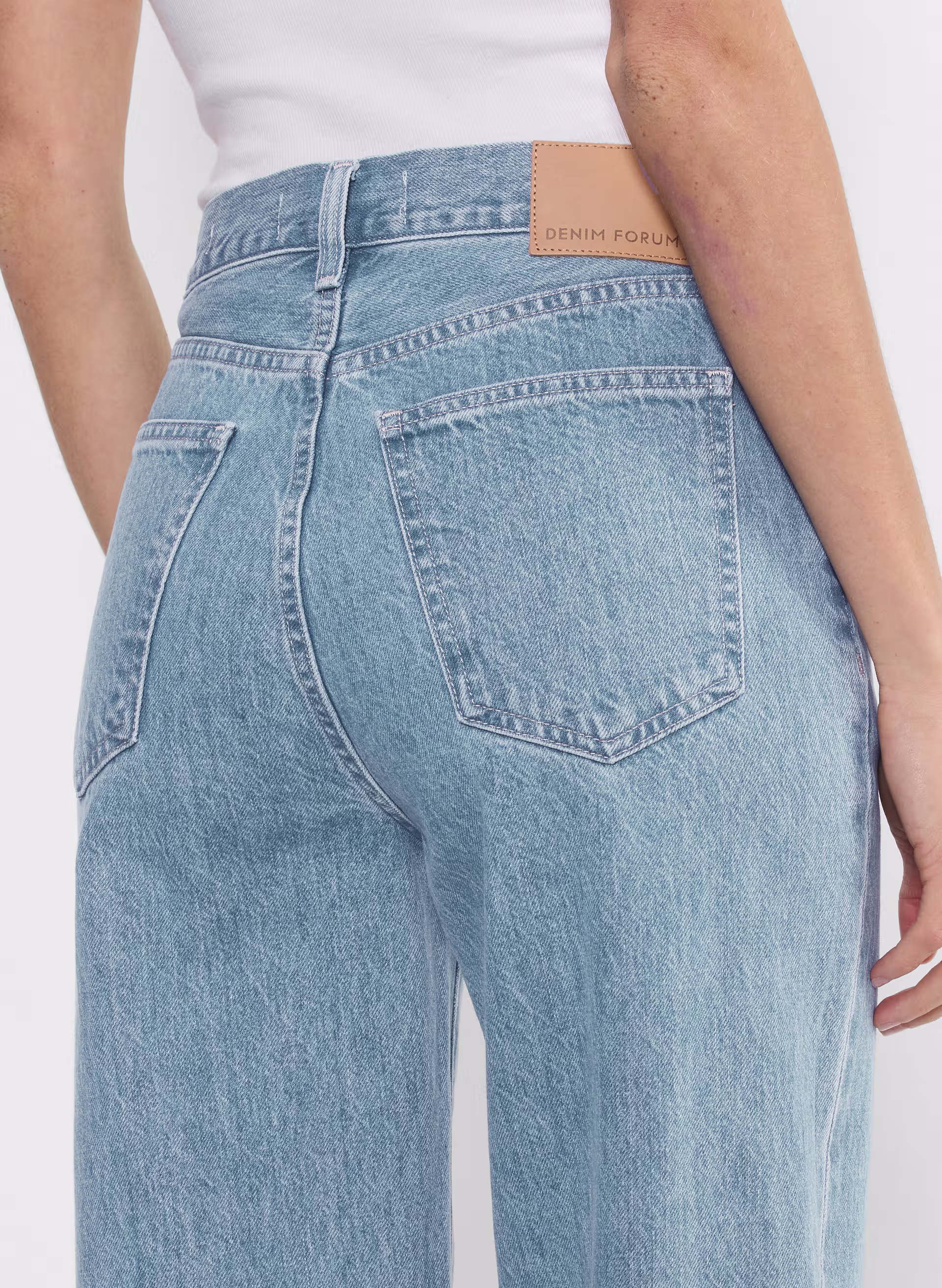 The Farrah Hi-rise Wide Jean