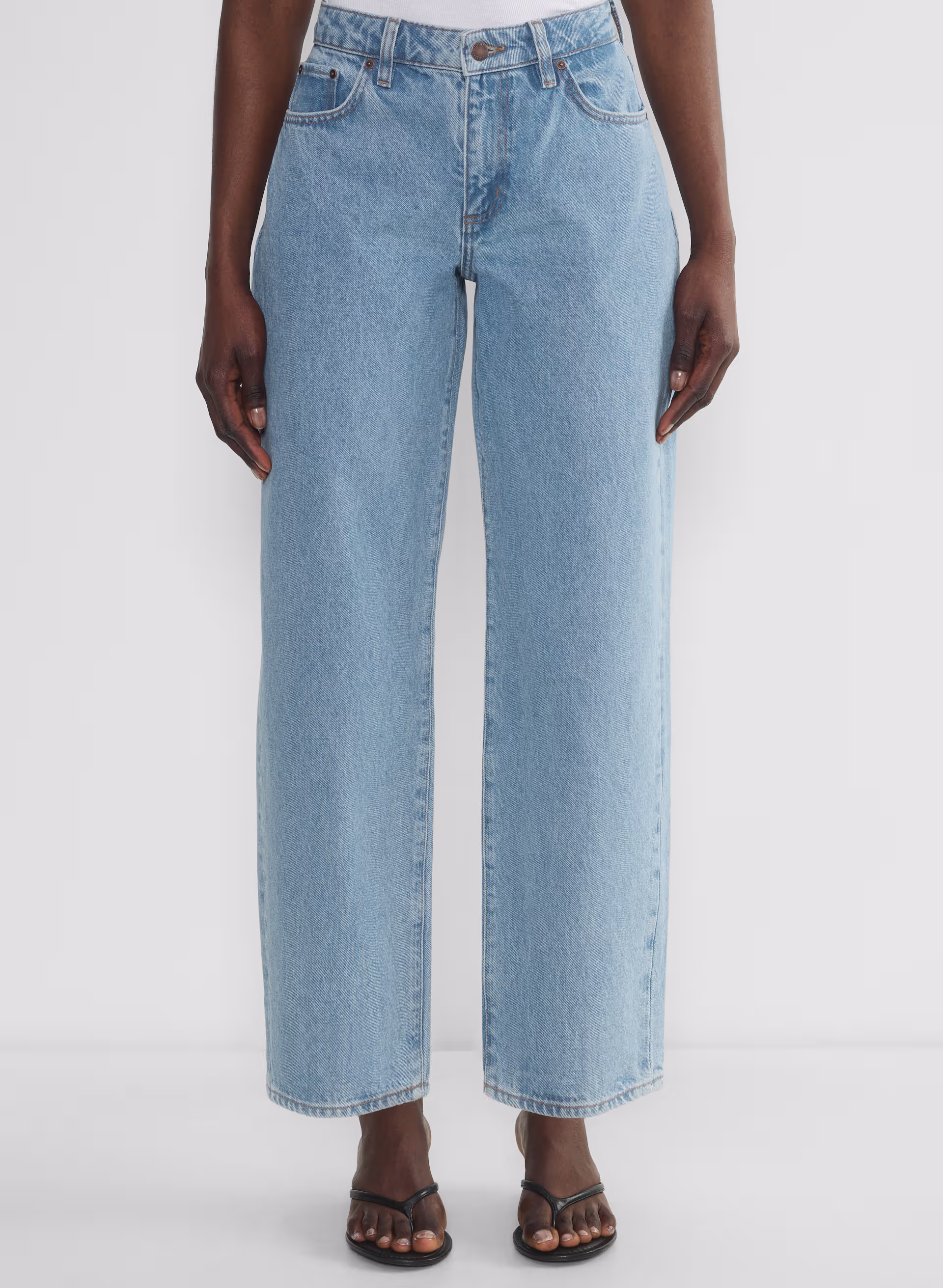 Denim Forum Kai Curve-fit Relaxed Mid-rise Barrel Jean