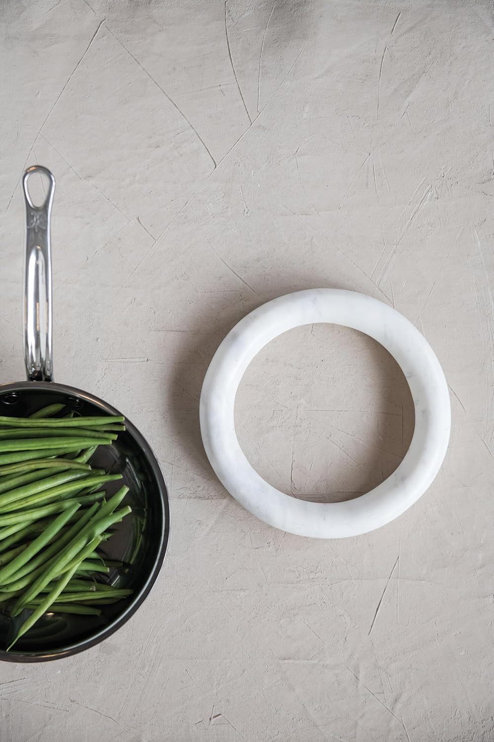 Creative Co-Op Marble Dining Table, Set of 2 Trivet, White