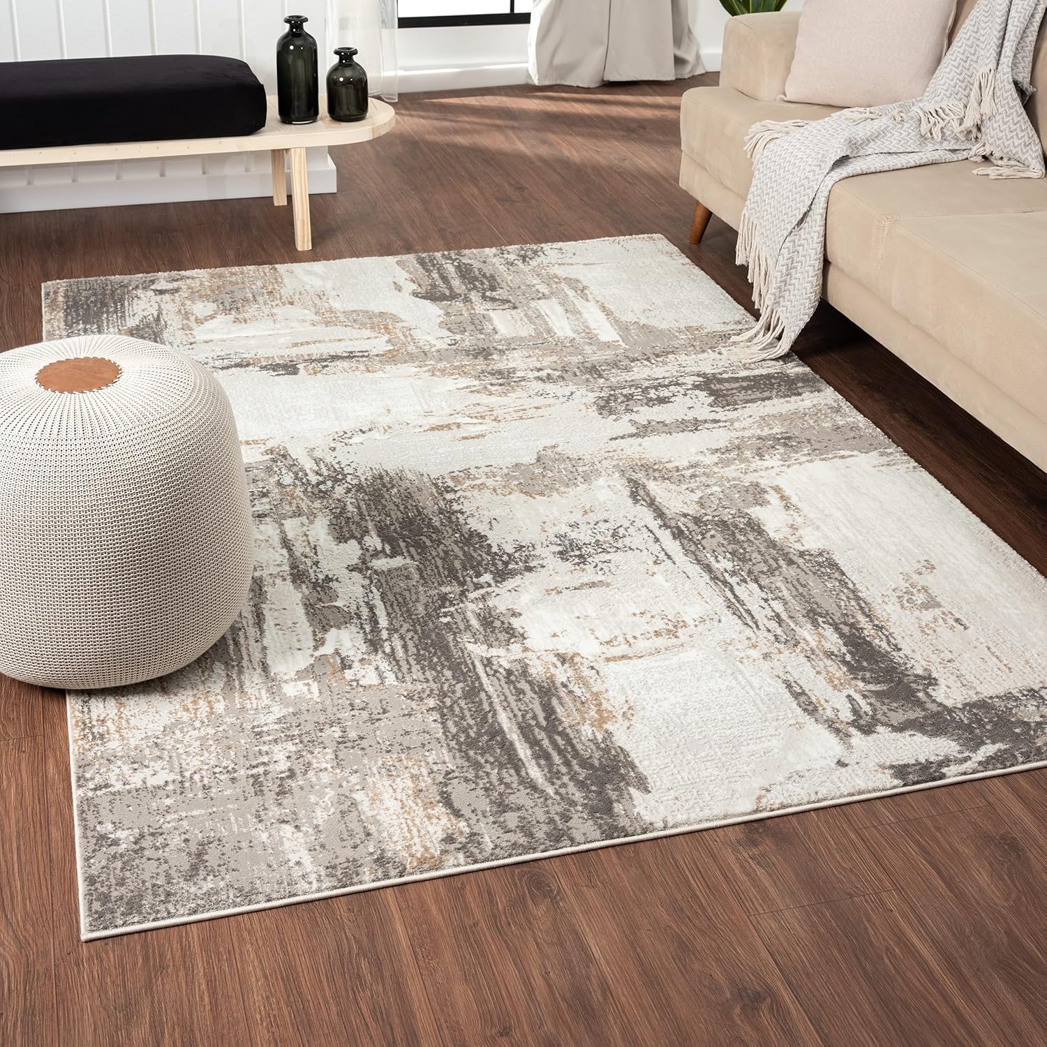 LUXE WEAVERS Camellia Collection 1660 Beige 5x7 Distressed Abstract Area Rug