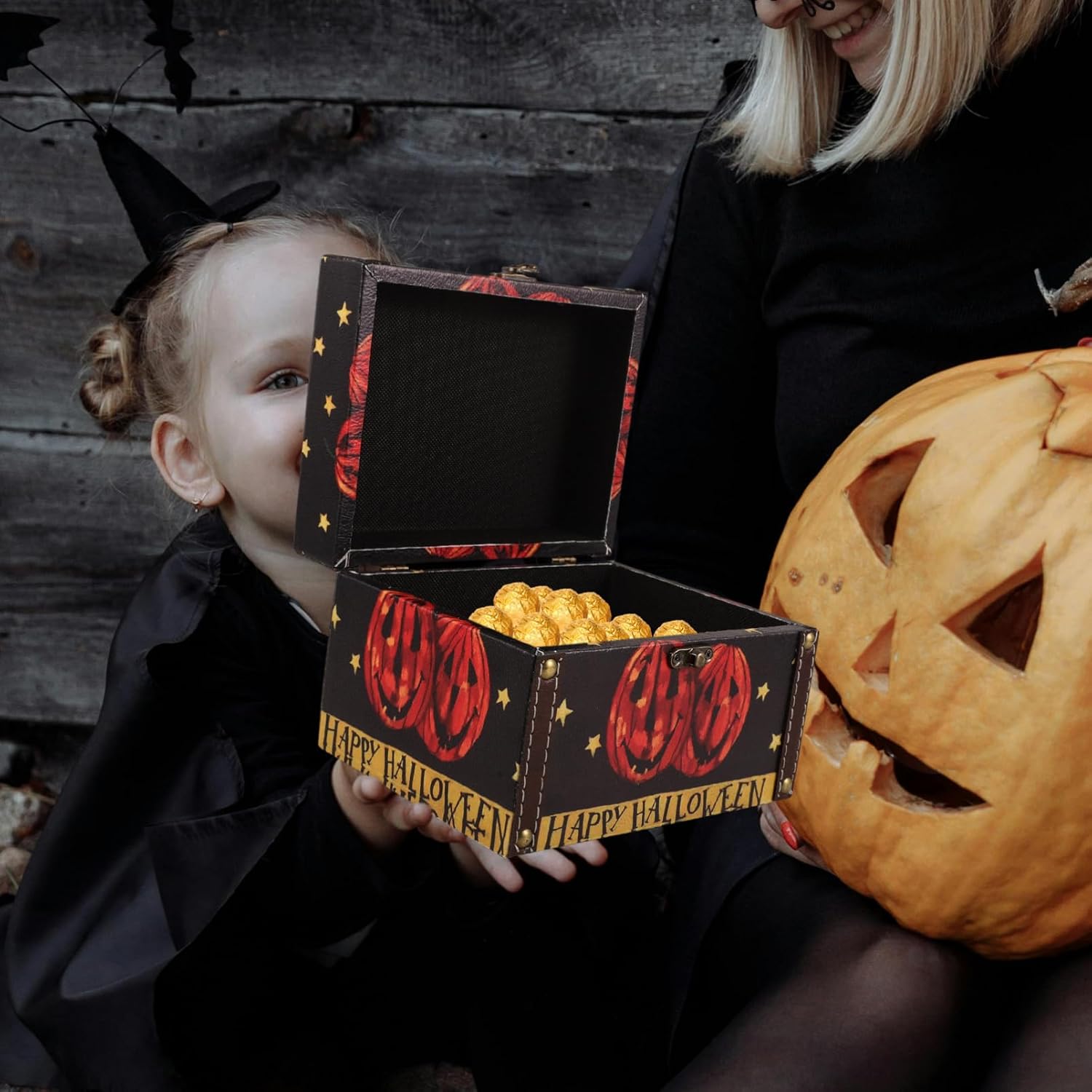 BESTOYARD Halloween Wooden Storage Box, Small Wood Treasure Chest with Hinged Lid Decorative Trunk Candy Box Wedding Favor Box for Keepsakes Jewelry Storage Pirate Chest