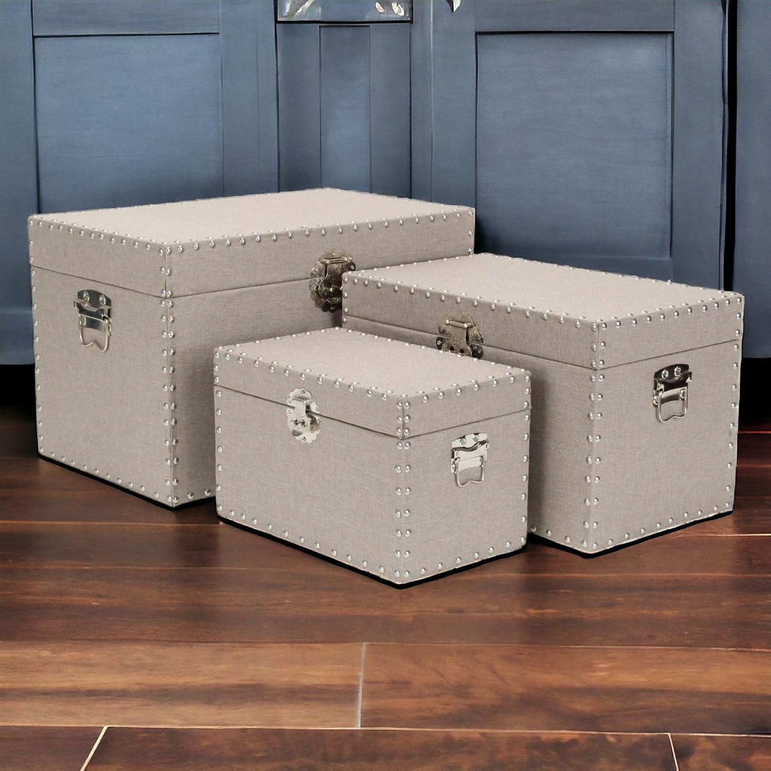 Cheung's Wooden Trunk Set, Tan
