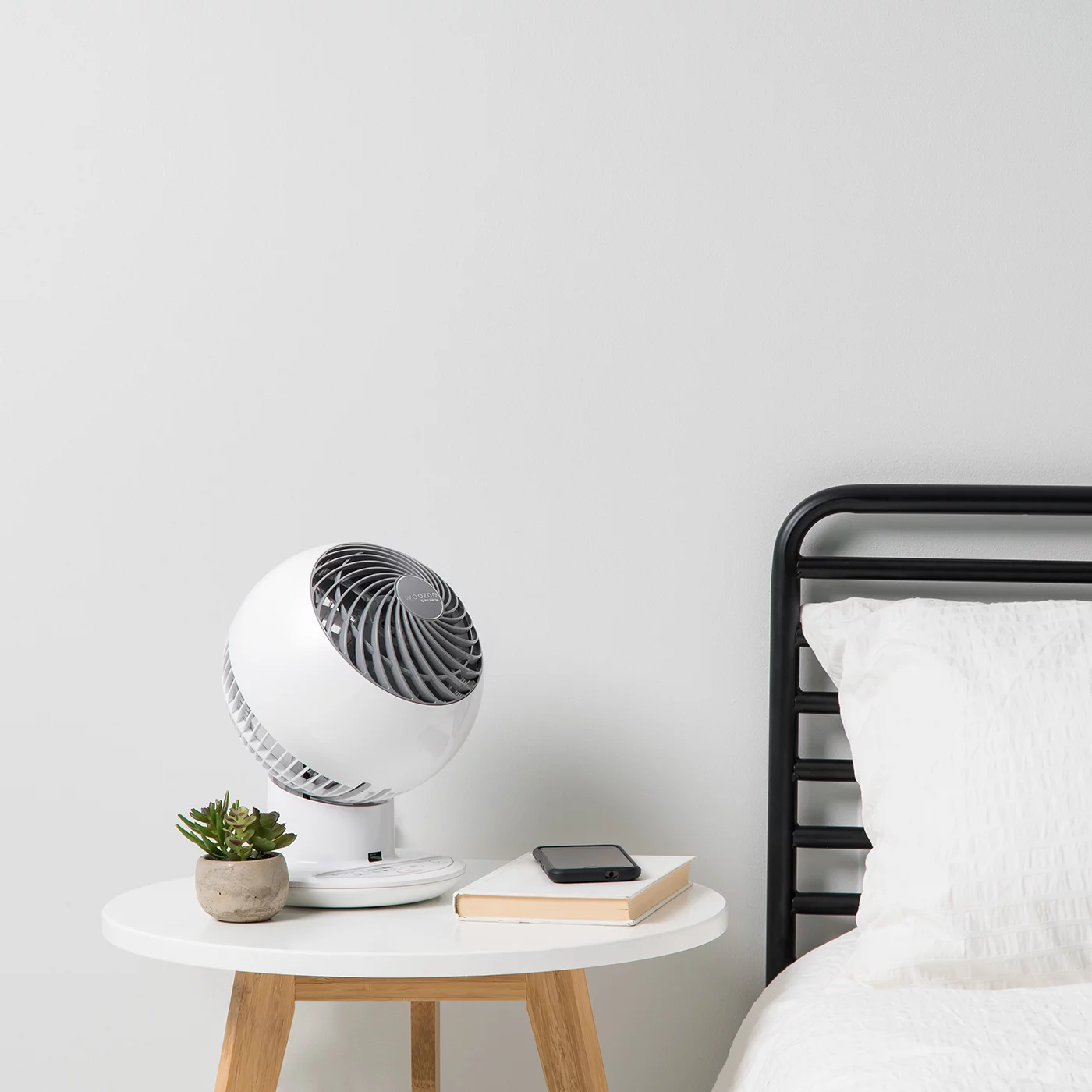 Woozoo SC15T Remote Controlled Compact Globe Oscillating Circulating Fan, White