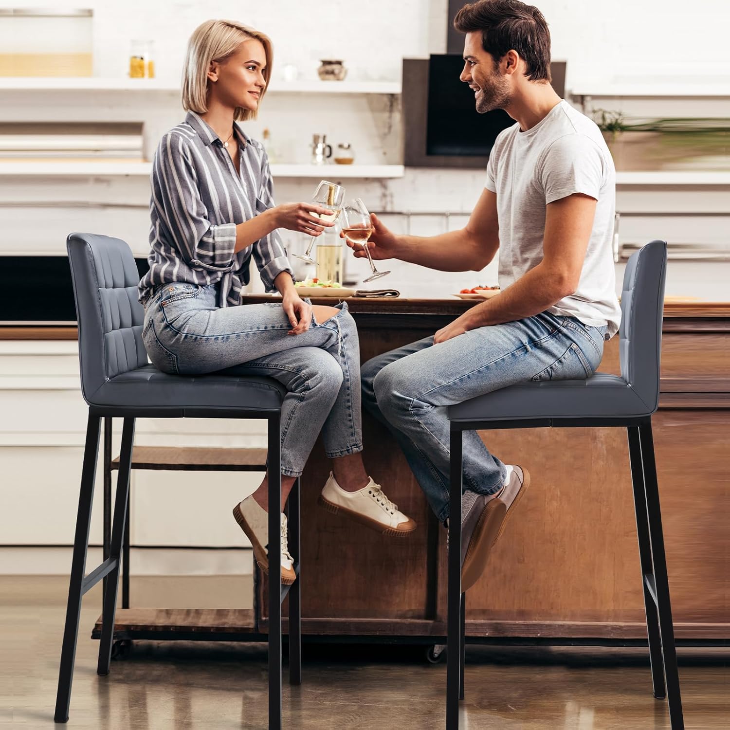 E&D FURNITURE Bar Stools 30 INCH Set of 4 with Back, Metal Legs PU Leather Mid-Century Modern Upholstered Counter Height Stool for Kitchen Island Counter, Light Grey 4PCS