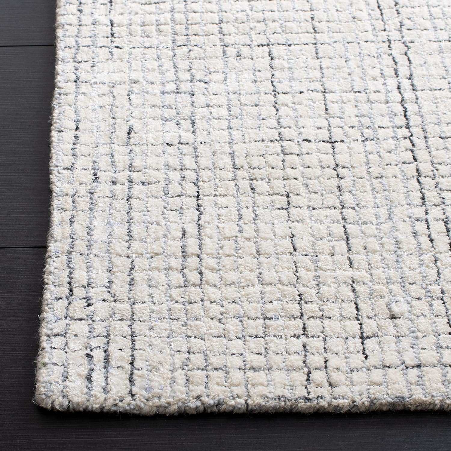 SAFAVIEH Abstract Collection Accent Rug - 2' x 3', Ivory & Grey, Handmade Wool & Viscose, Ideal for High Traffic Areas in Entryway, Living Room, Bedroom (ABT470F)