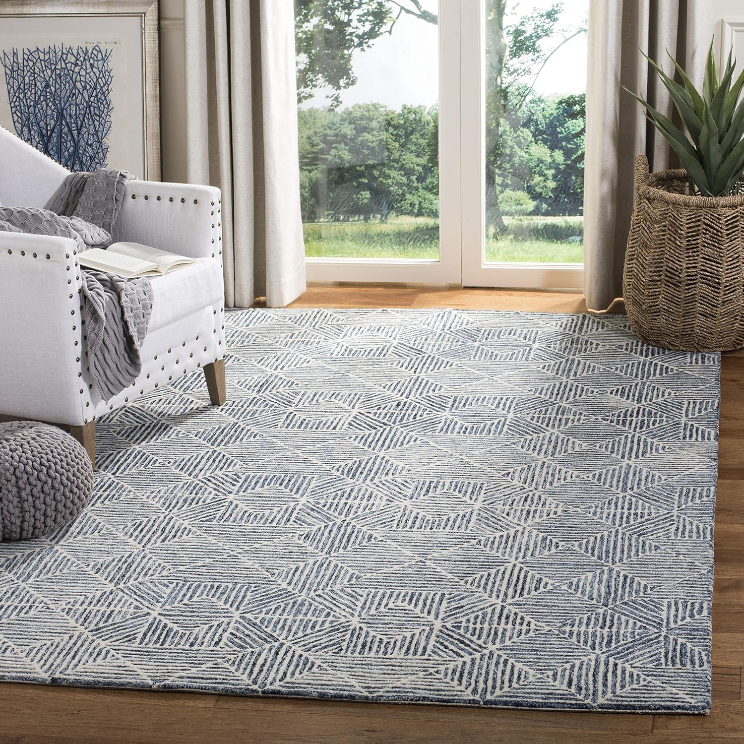 SAFAVIEH Abstract Collection Area Rug - 6' x 9', Blue & Ivory, Handmade Wool, Ideal for High Traffic Areas in Living Room, Bedroom (ABT763M)