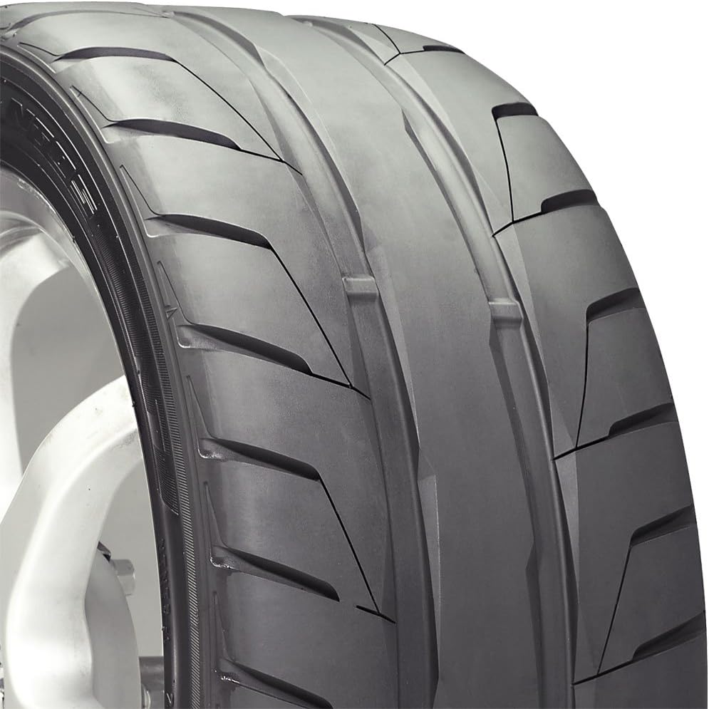 Nitto NT05 High Performance Tire - 275/40R18 99Z