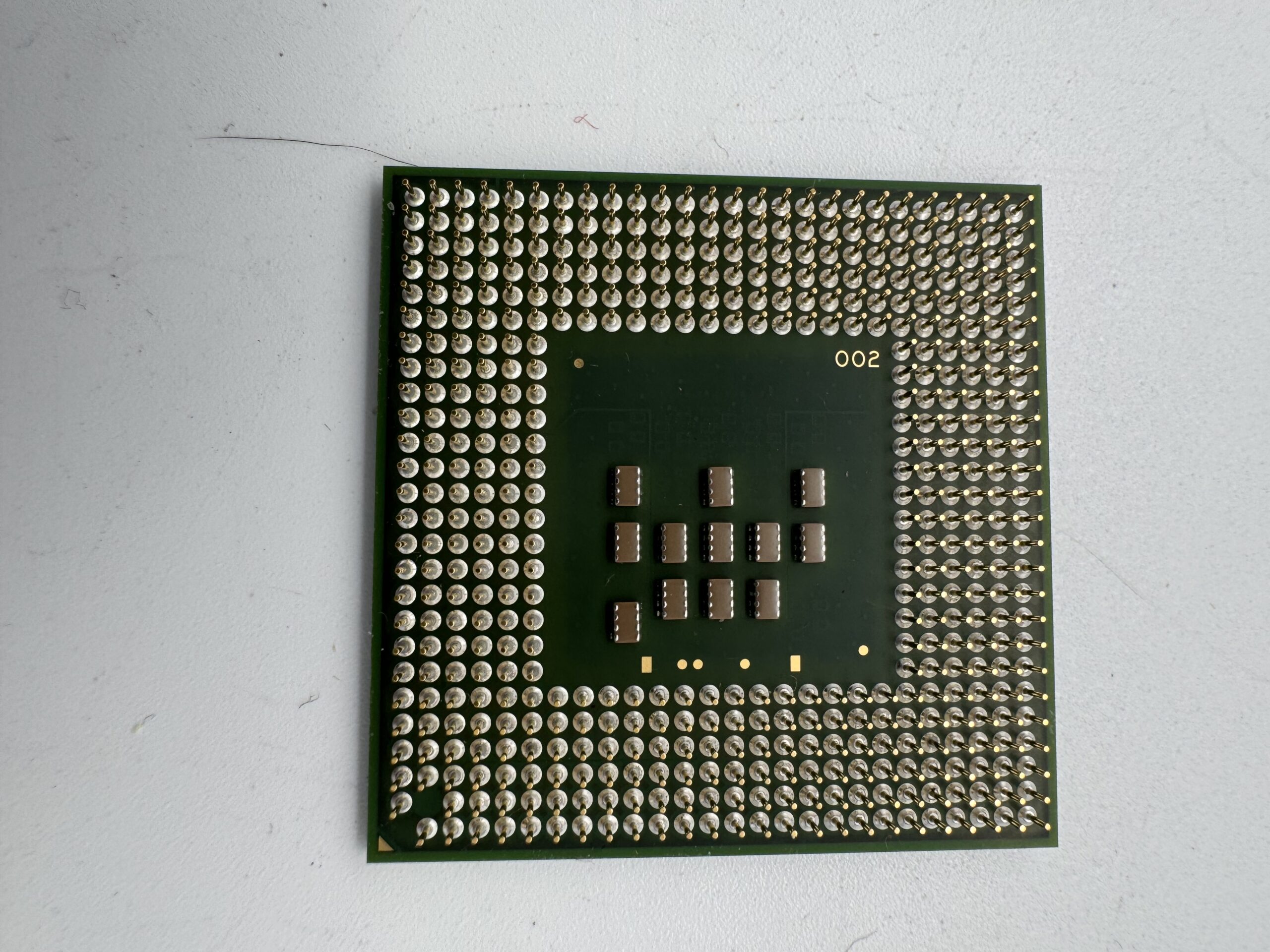 Intel cpu 1.73ghz/2m/533 rh80536 740