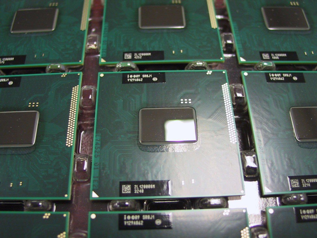 Intel Pentium Dual-Core Mobile B980 FF8062700997802 SOCKET G2 SR0J1
