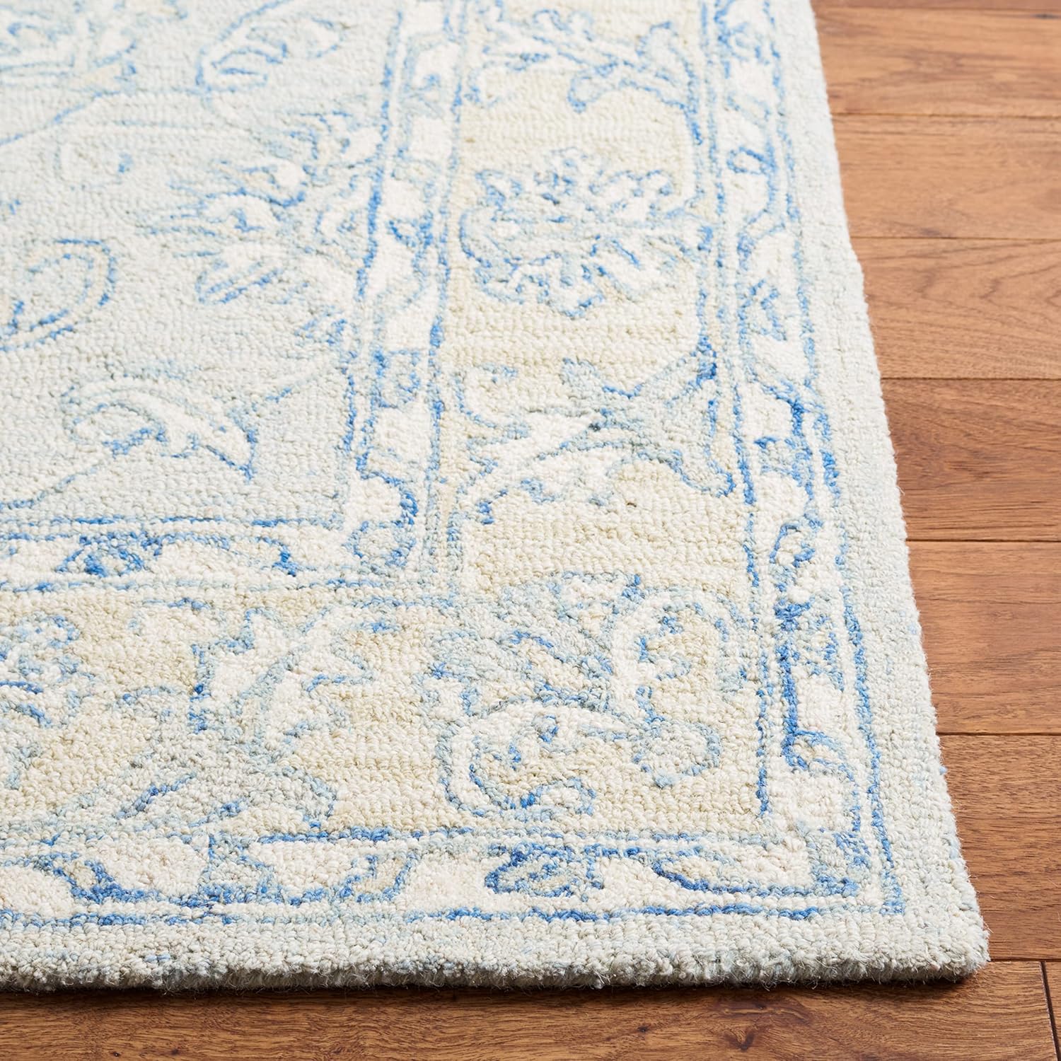 SAFAVIEH Micro-Loop Collection Accent Rug - 2'3