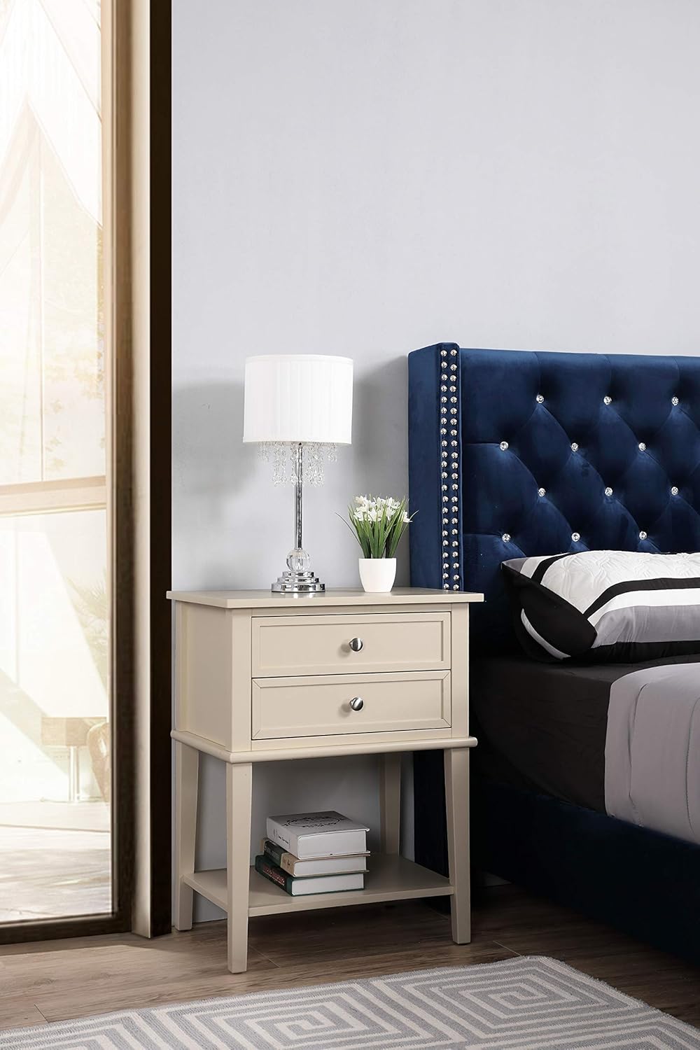 Newton Nightstand: Beige Finish for Subtle Elegance in Your Bedroom - Model G066-N